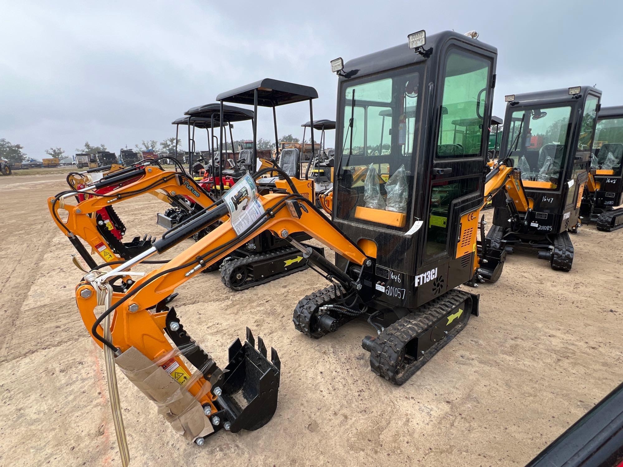 UNUSED FUTURE FT13CJ EXCAVATOR (A54756)