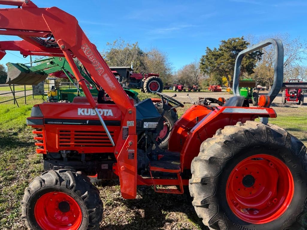 2002 Kubota L4300DT 4x4 Tractor (A59213)