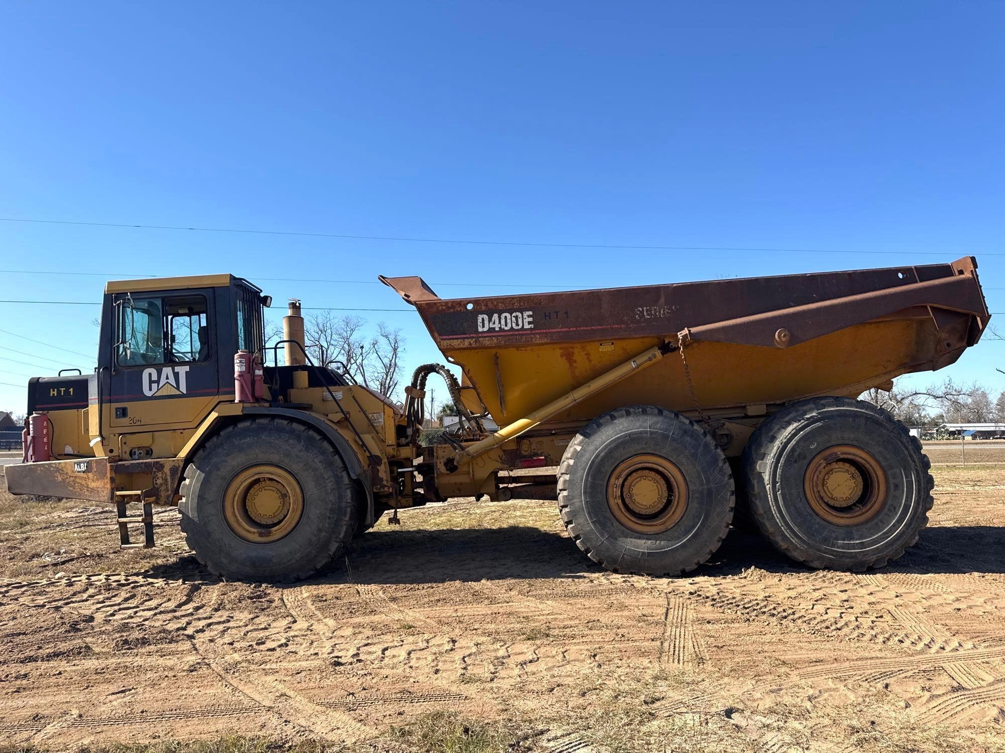 2001 CATERPILLAR D400E 6X6 OFF ROAD DUMP TRUCK (A60429)