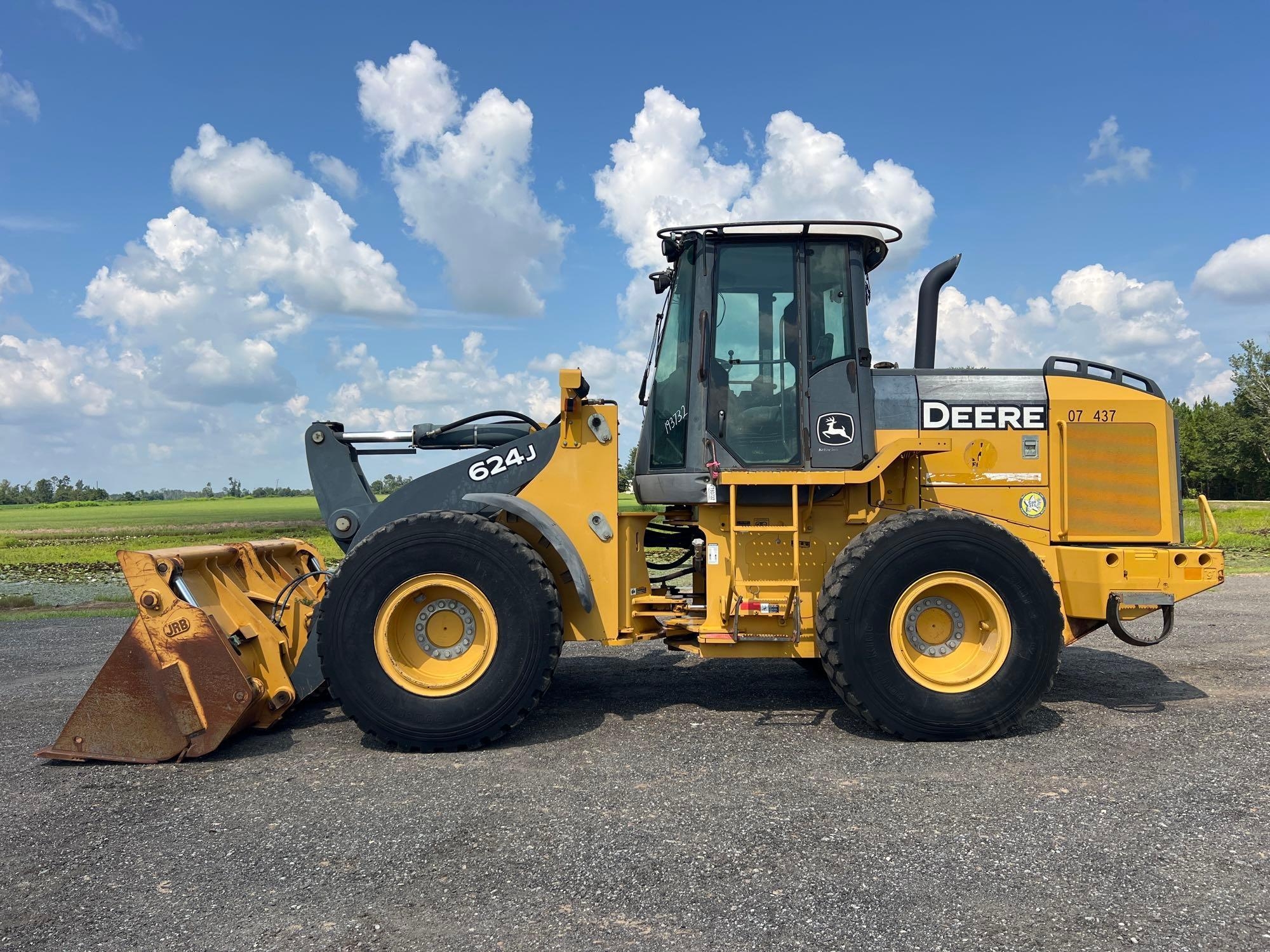 2007 JOHN DEERE 624J WHEEL LOADER (A51406)