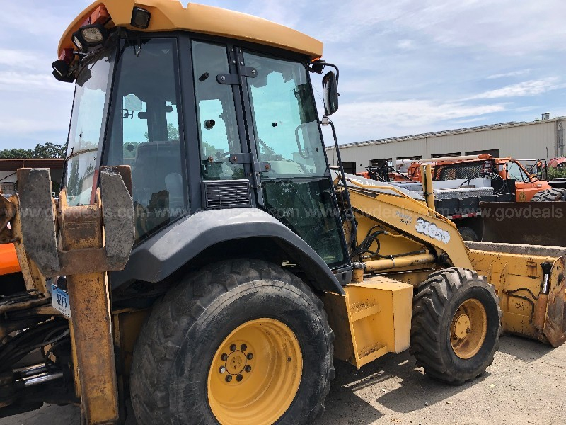 16867_101_7-backhoe.jpg