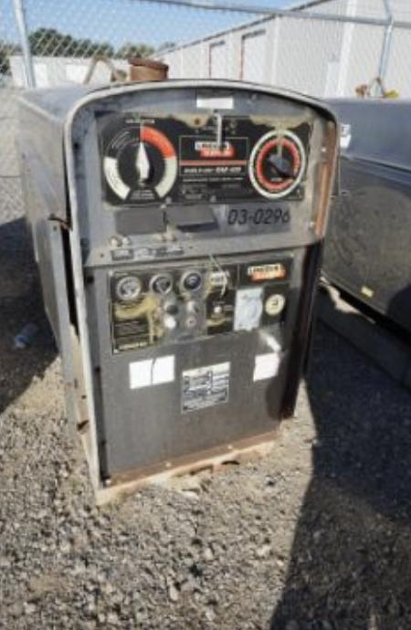 Lot 246- LINCOLN MARINE STYLE WELDER SHIELD ARC SAE-400, DIESEL, HOURS SHOWING: 3,157 (A59213)