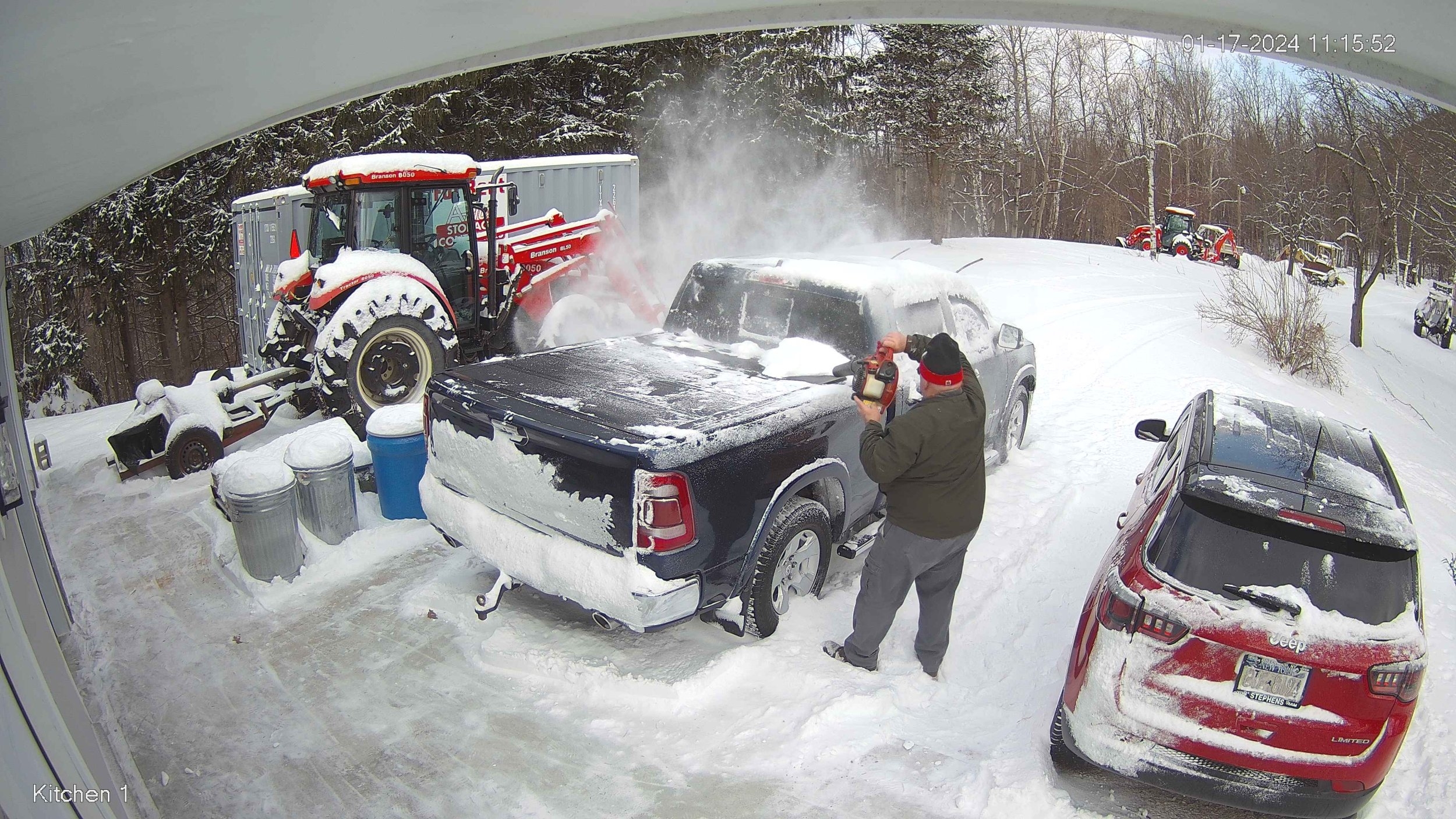 17 Jan leaf blower 2.jpg