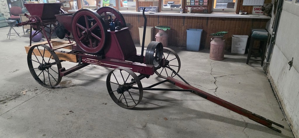 New Holland 5 HP Hit And Miss Engine (RUNS) (A50774)