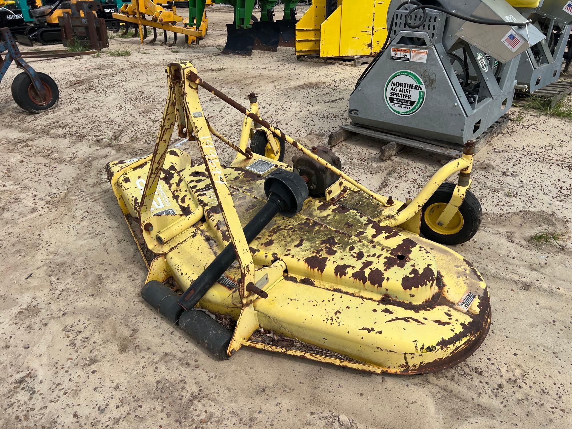 JOHN DEERE 272-72" GROOMING MOWER (A51247)