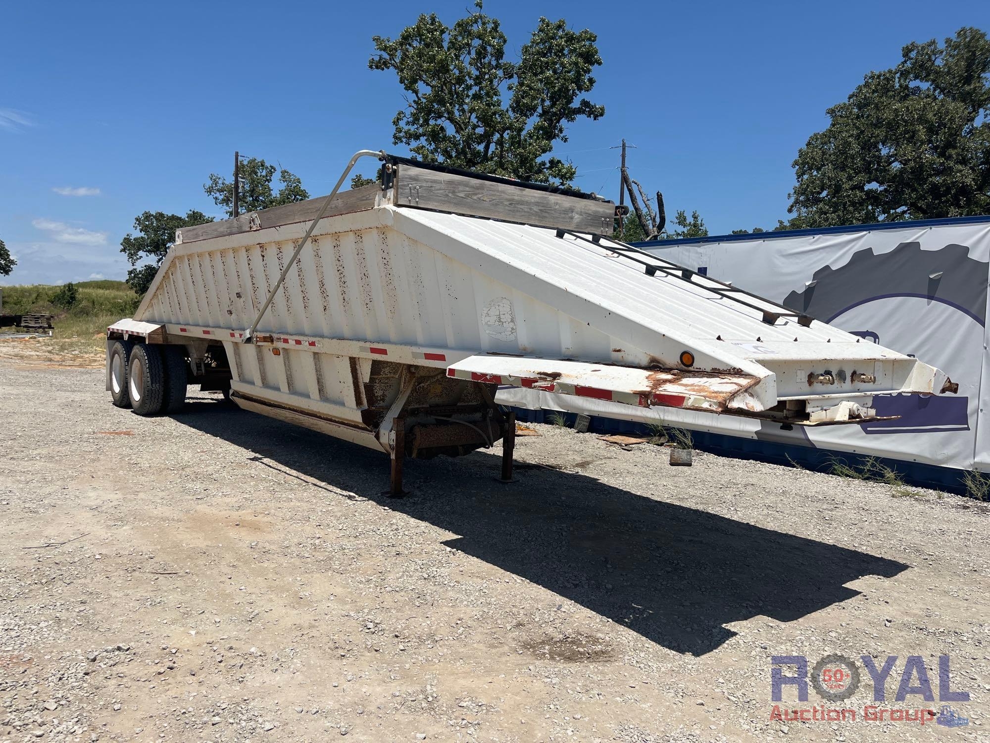 2005 Construction Trailer Specialists BDT-40 T/A 40ft Trailer (A49461)