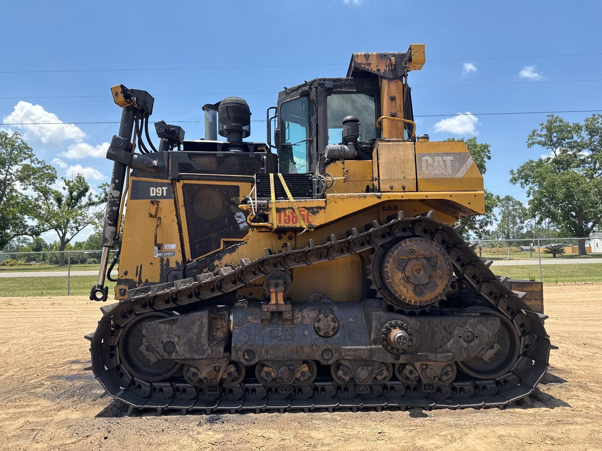 2011 CATERPILLAR D9T HI-TRACK CRAWLER DOZER (A51242)