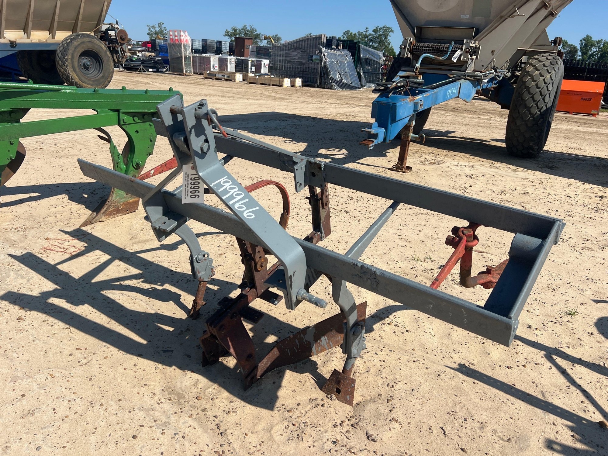 (1) ROW CULTIVATOR (A51247)