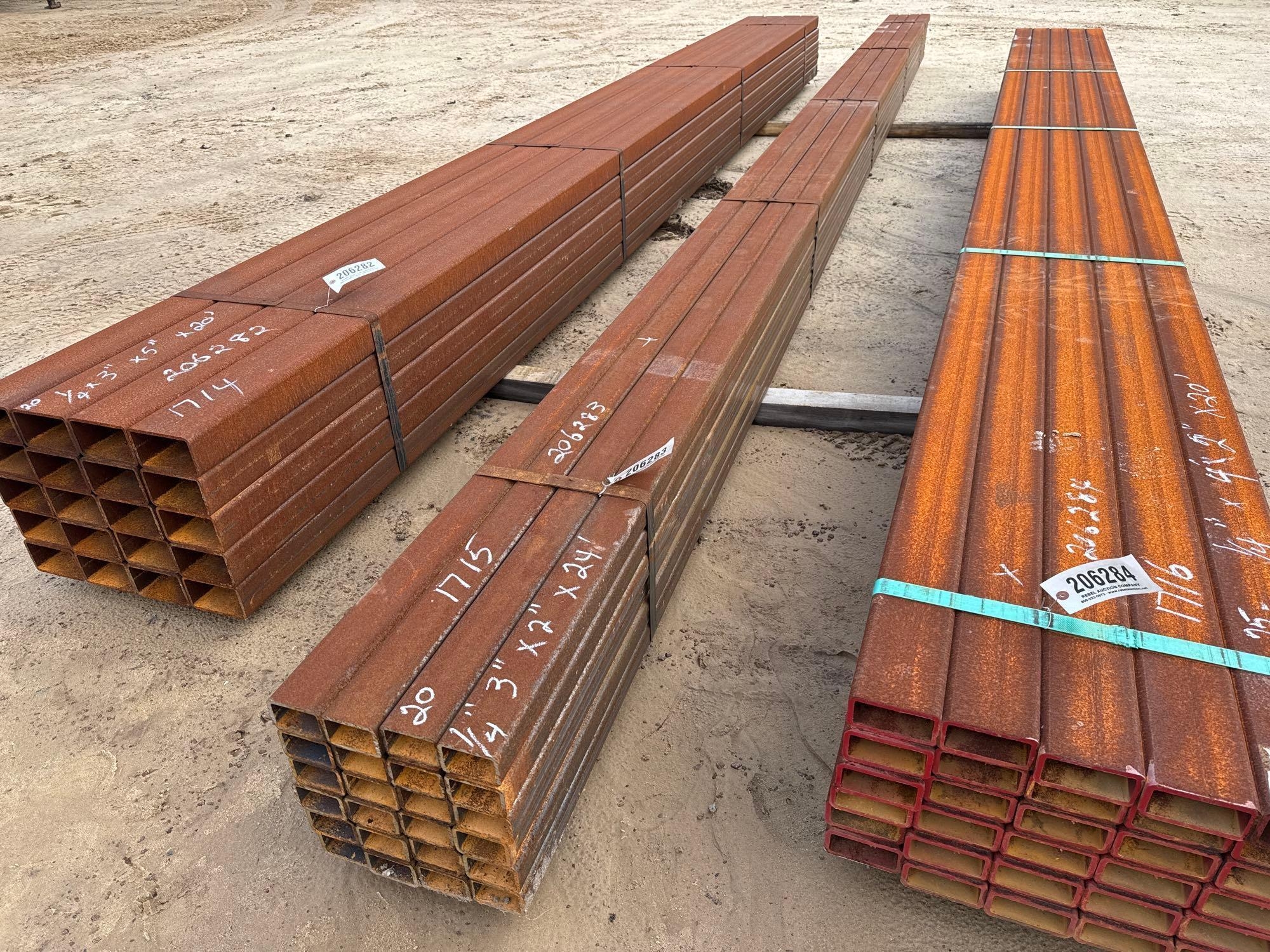 (APPROX. 24) 2" X 3" X 24' X 1/4" THICK TUBING (A58375)