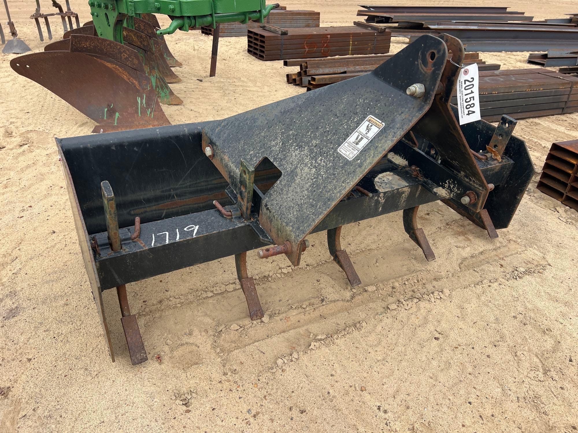 1719 (A54756)