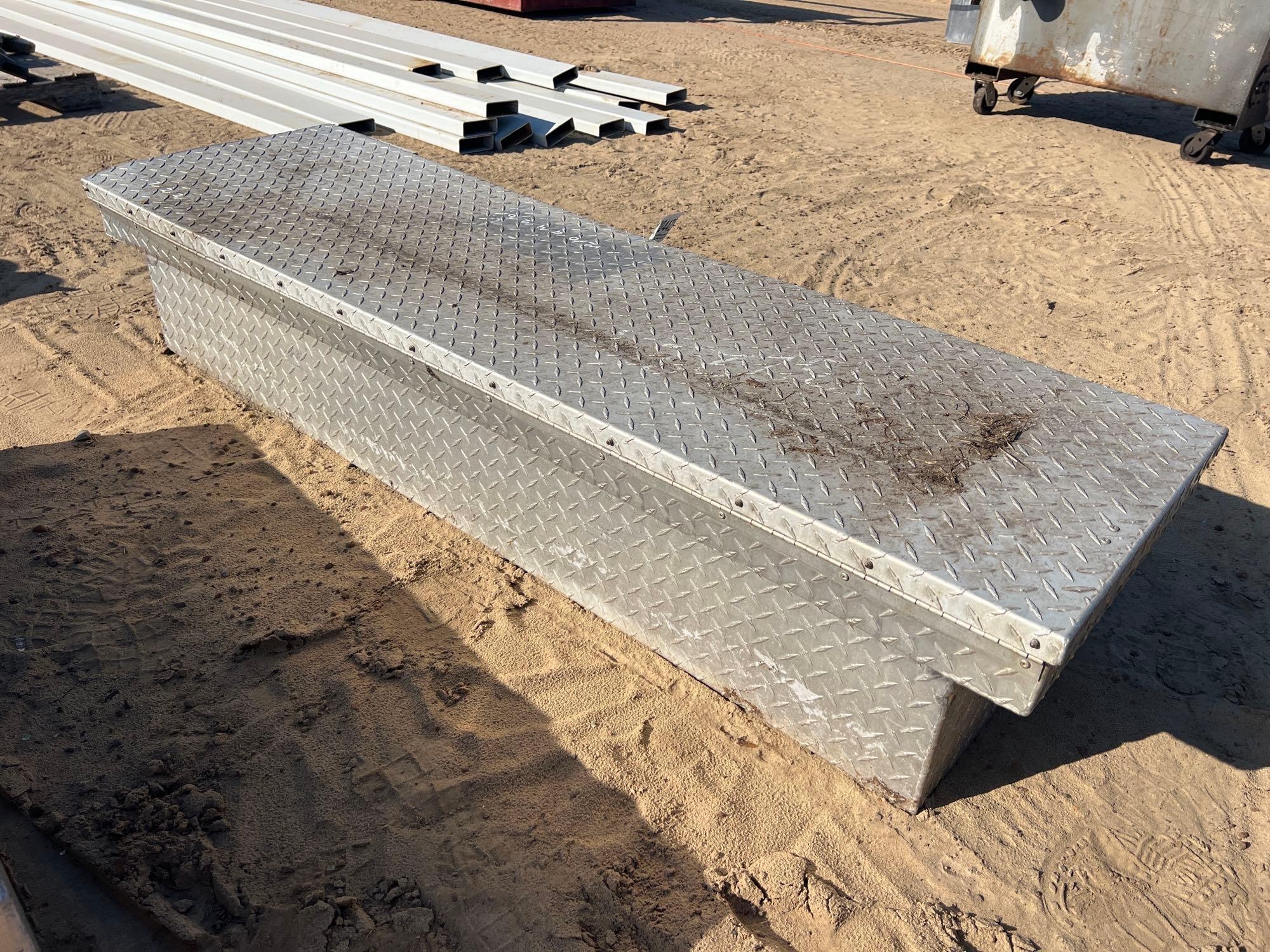 TRUCK BED TOOLBOX (A57192)