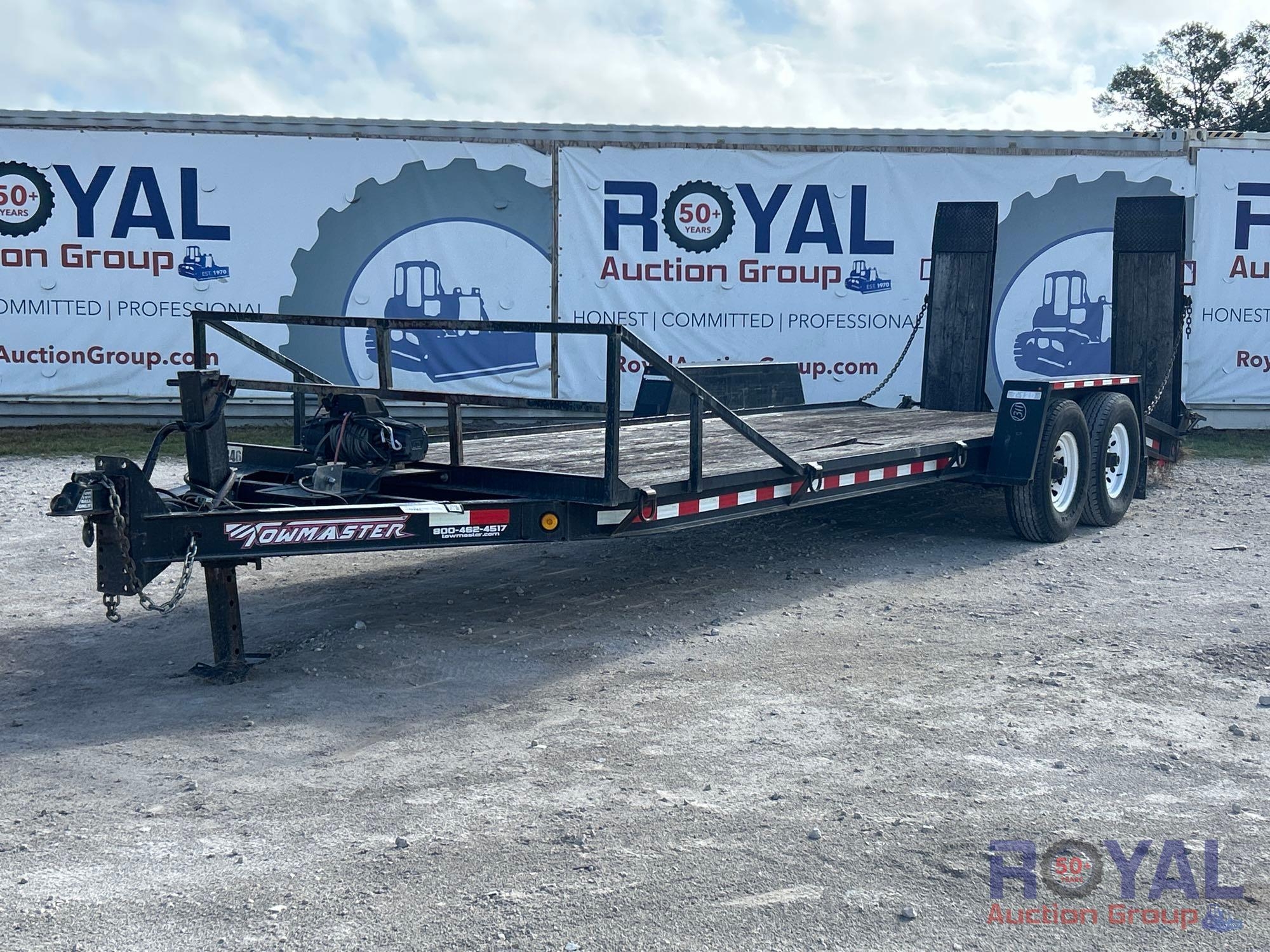 2018 TowMaster T-12D T/A Flatbed Trailer (A55853)