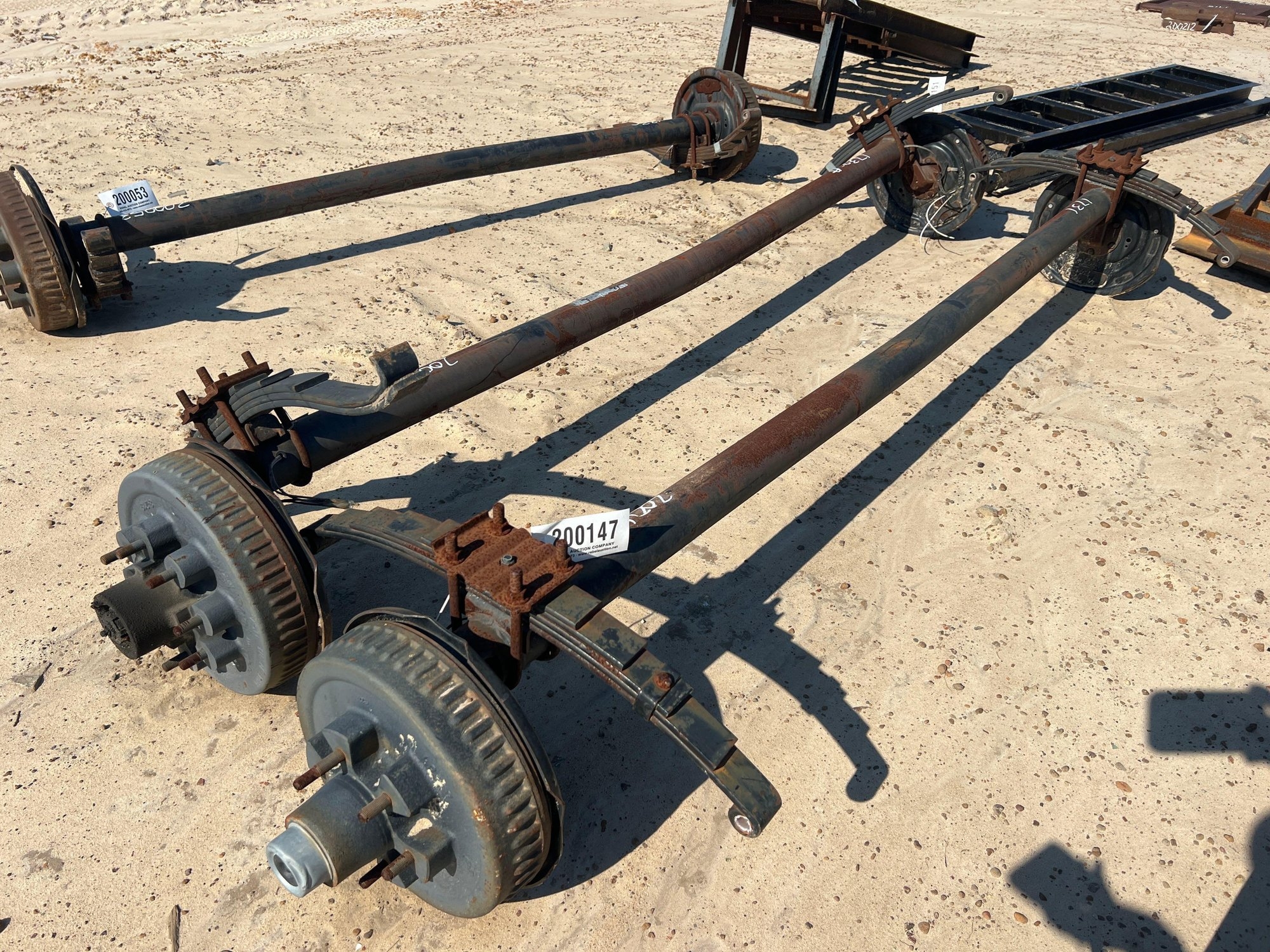 (1) UNUSED 5200# DROP AXLE W/ BRAKES (A51247)
