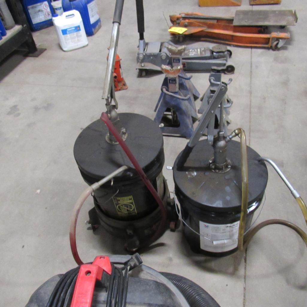 LOT: (2) Bucket Hand Pumps: (1) Gear Oil 1/2 Full, (1) Tranny Fluid 1/4 Full (A59076)