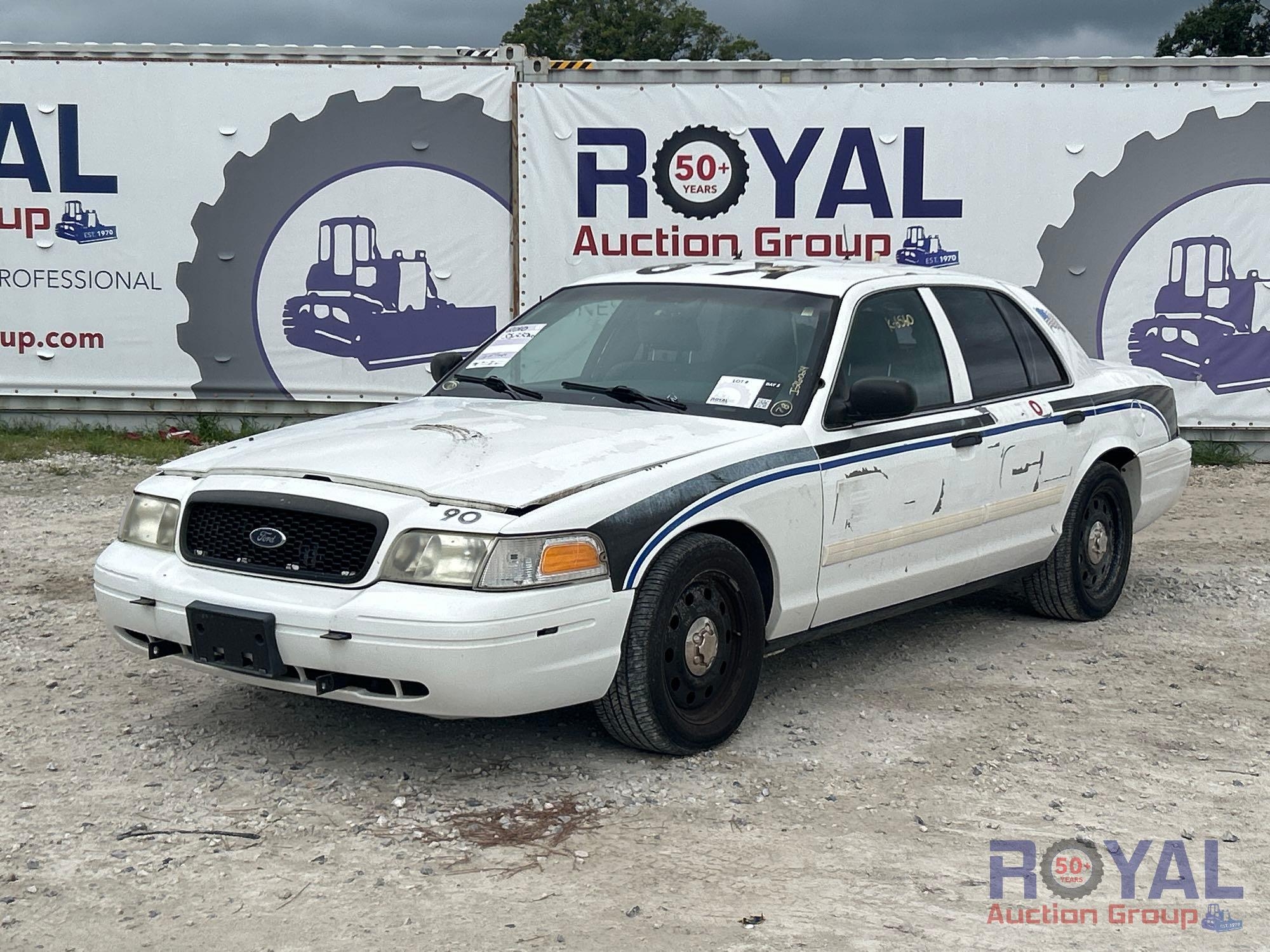 2012 Ford Crown Victoria Sedan (A51694)