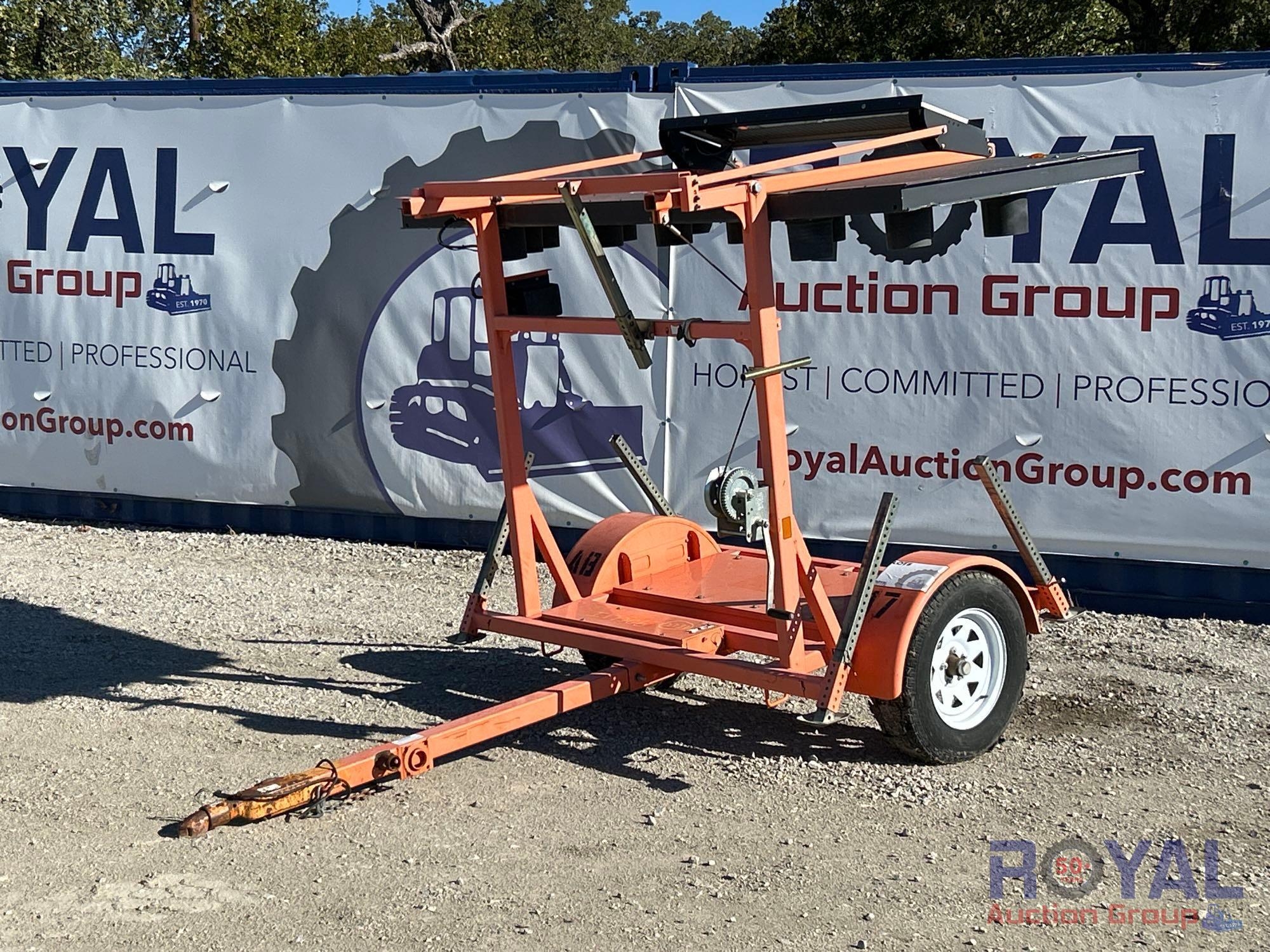 Towable arrow board (A55973)