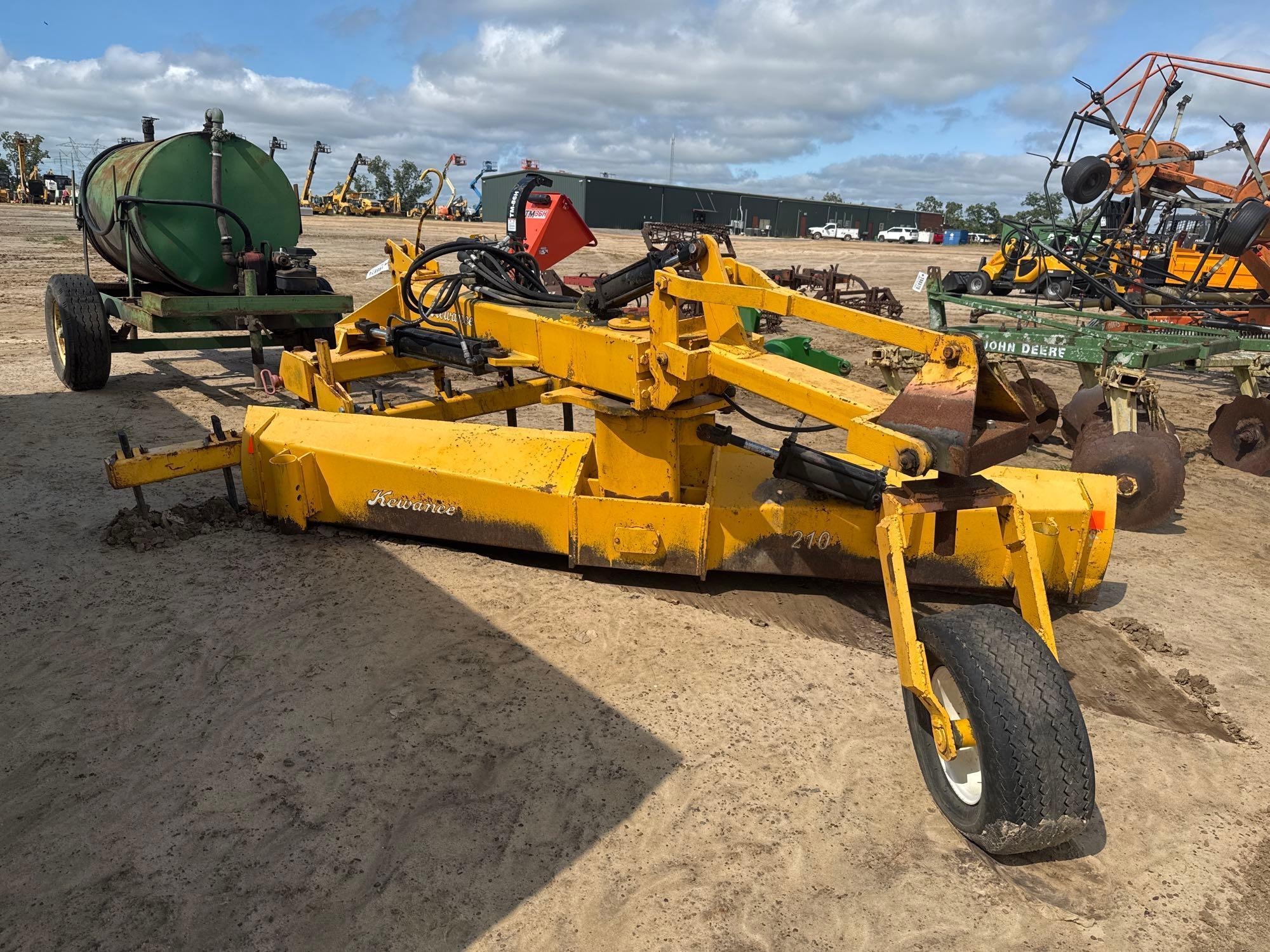 KEWANCE 200 9' GRADER BLADE (A51243)