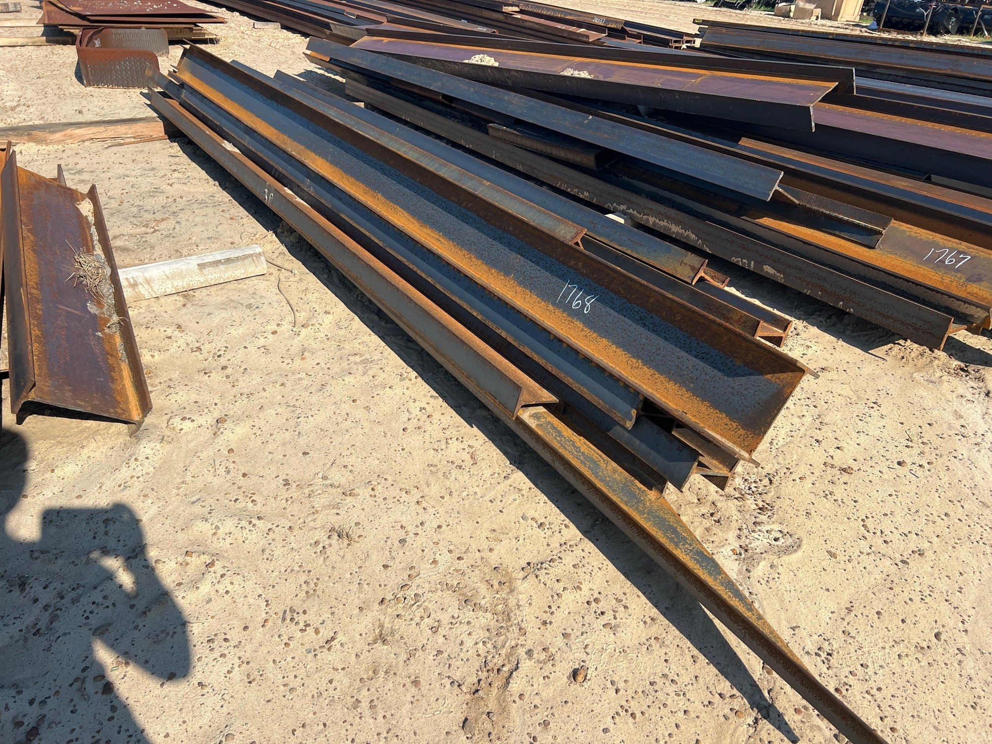 6" & 8" I BEAMS UP TO 16' LONG (A51247)
