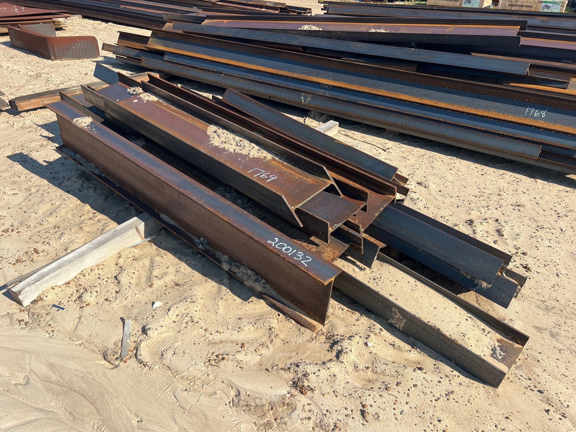 8" & 10" I BEAMS UP TO 102" LONG (A51247)