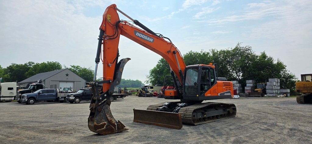 2019 Doosan DX225LC-5 Excavator (RIDE AND DRIVE) (VERY NICE) (A50774)