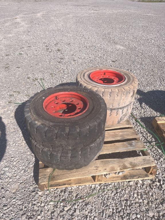 (4) 250/80-15 Solid Forklift Tires (A52384)