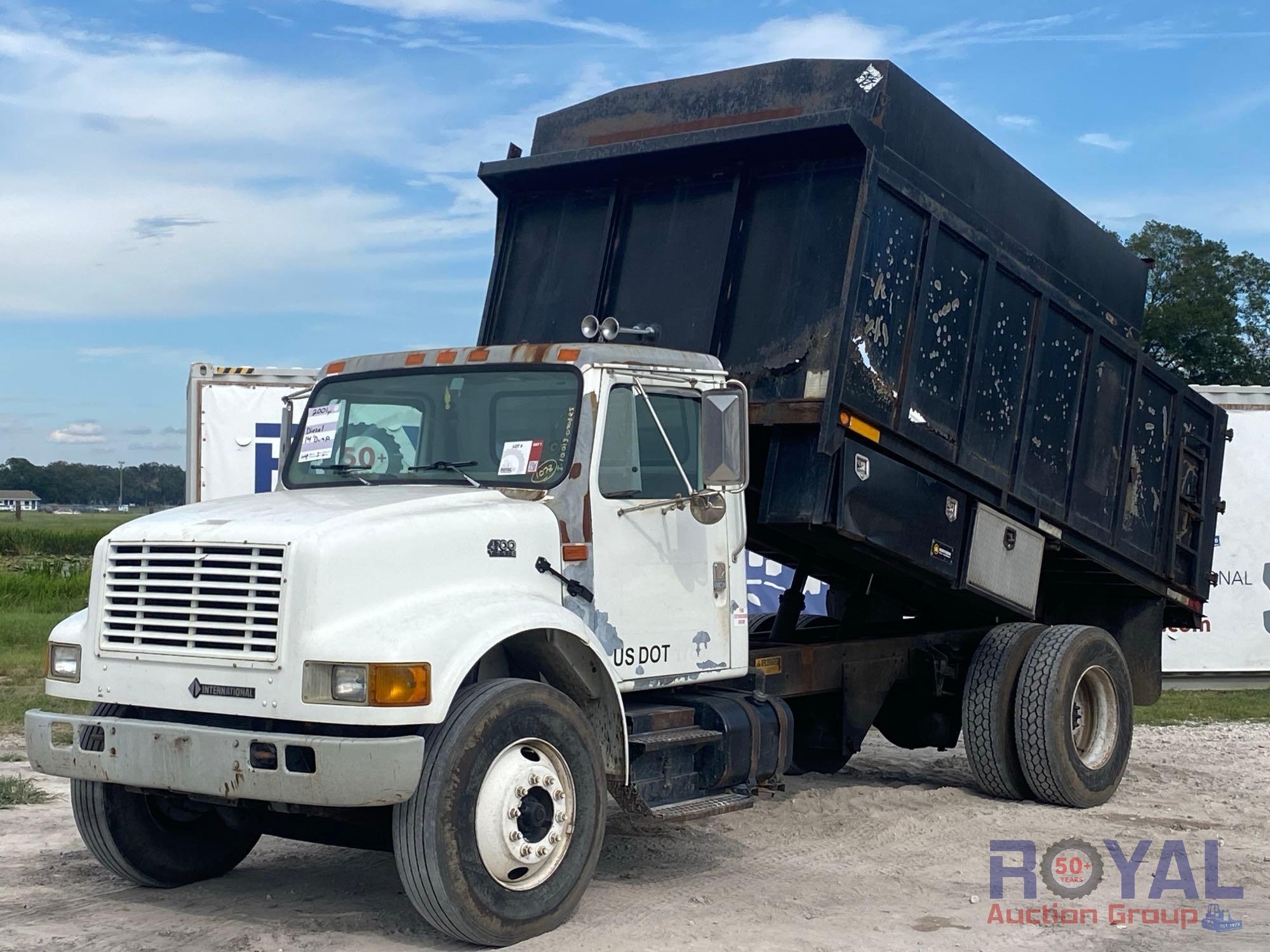 2001 International 4700 Dump Truck (A51691)