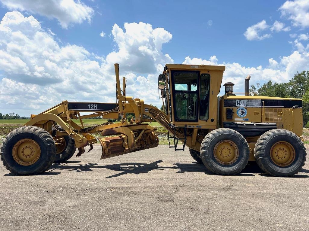 2005 CATERPILLAR 12H MOTOR GRADER (A51406)
