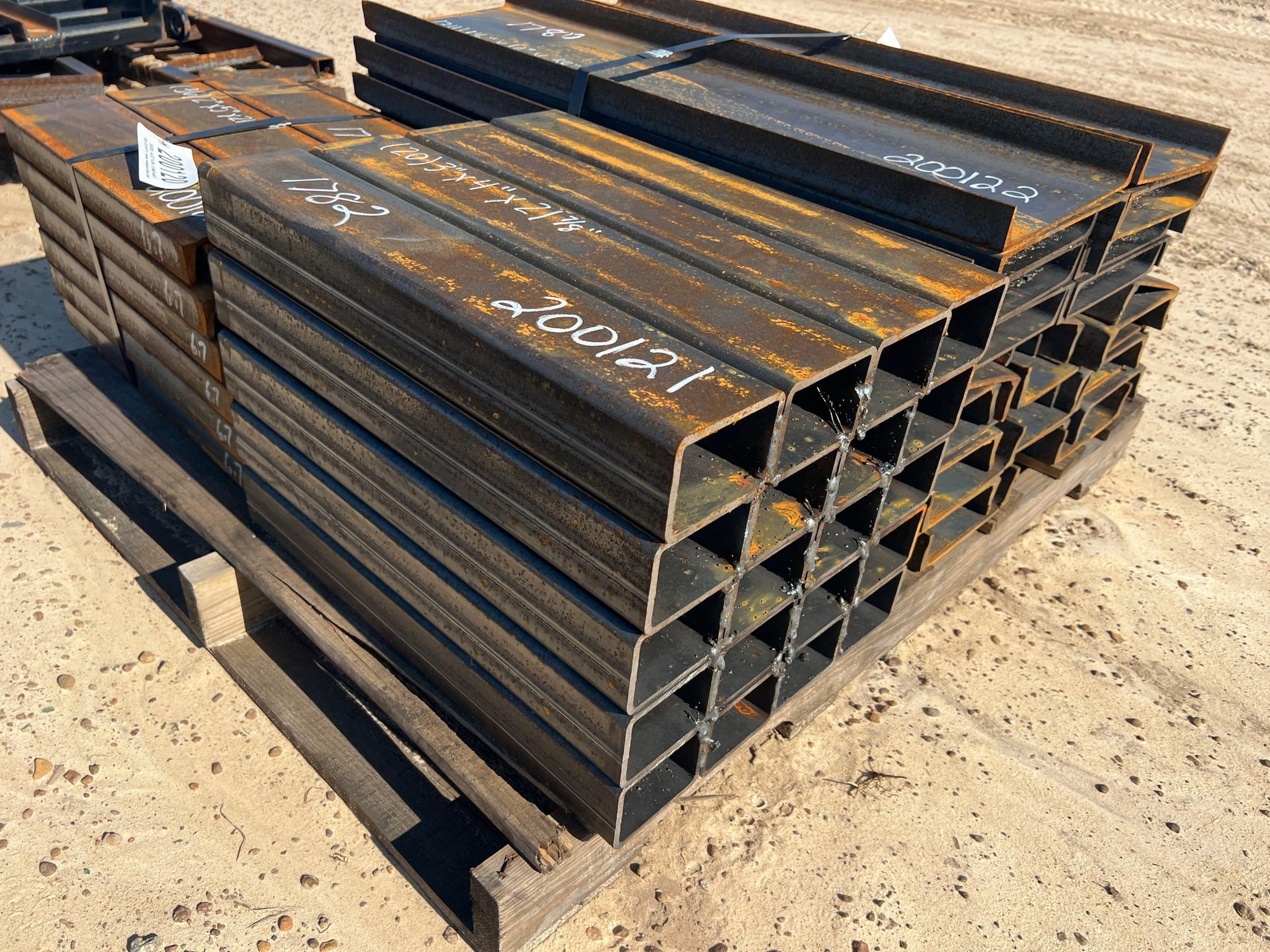 (APPROX 20) 3" X 4" X 21 7/8" TUBING (A51247)