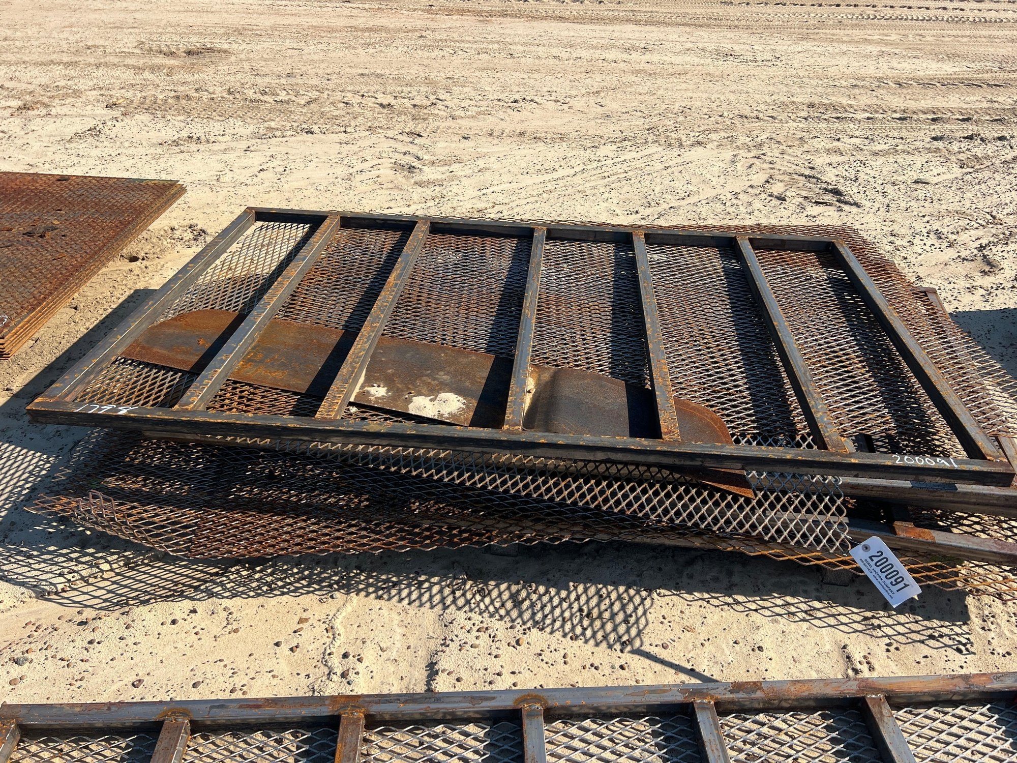 (4) TRAILER GATE FRAMES (A51247)