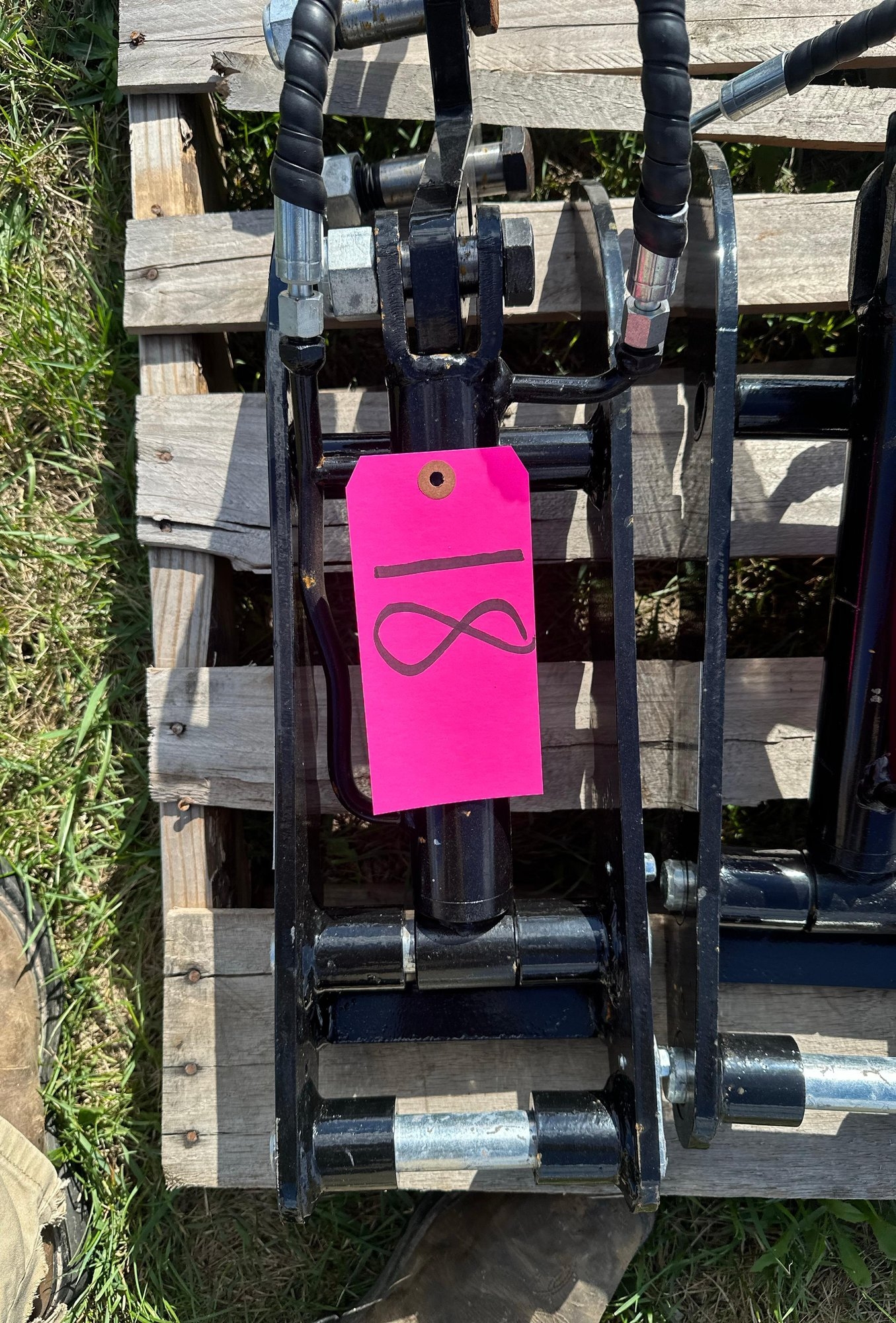 UNUSED Hydraulic Thumb Attachment (A47477)