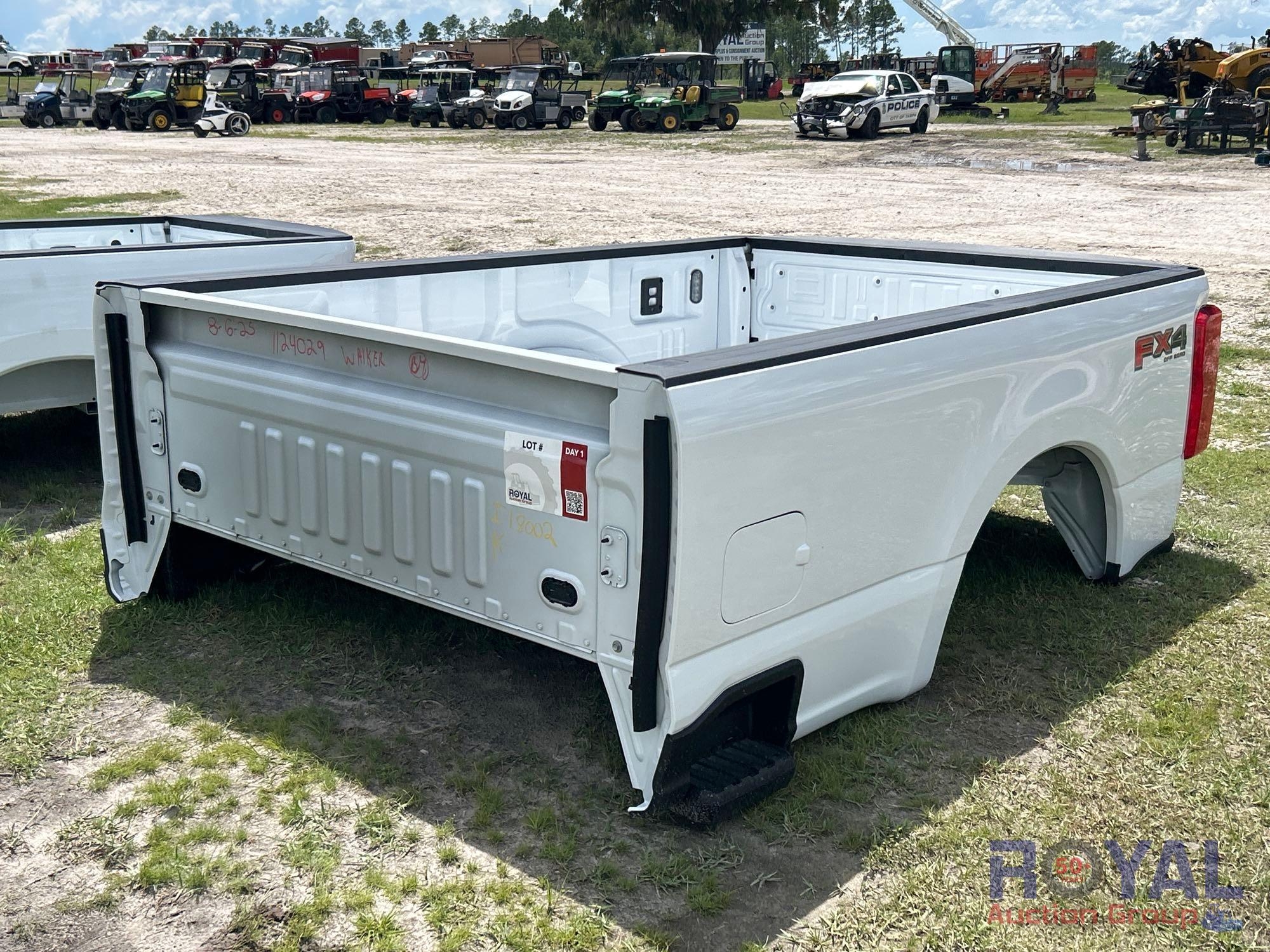 Ford Super Duty FX4 Pickup Truck Bed (A51692)