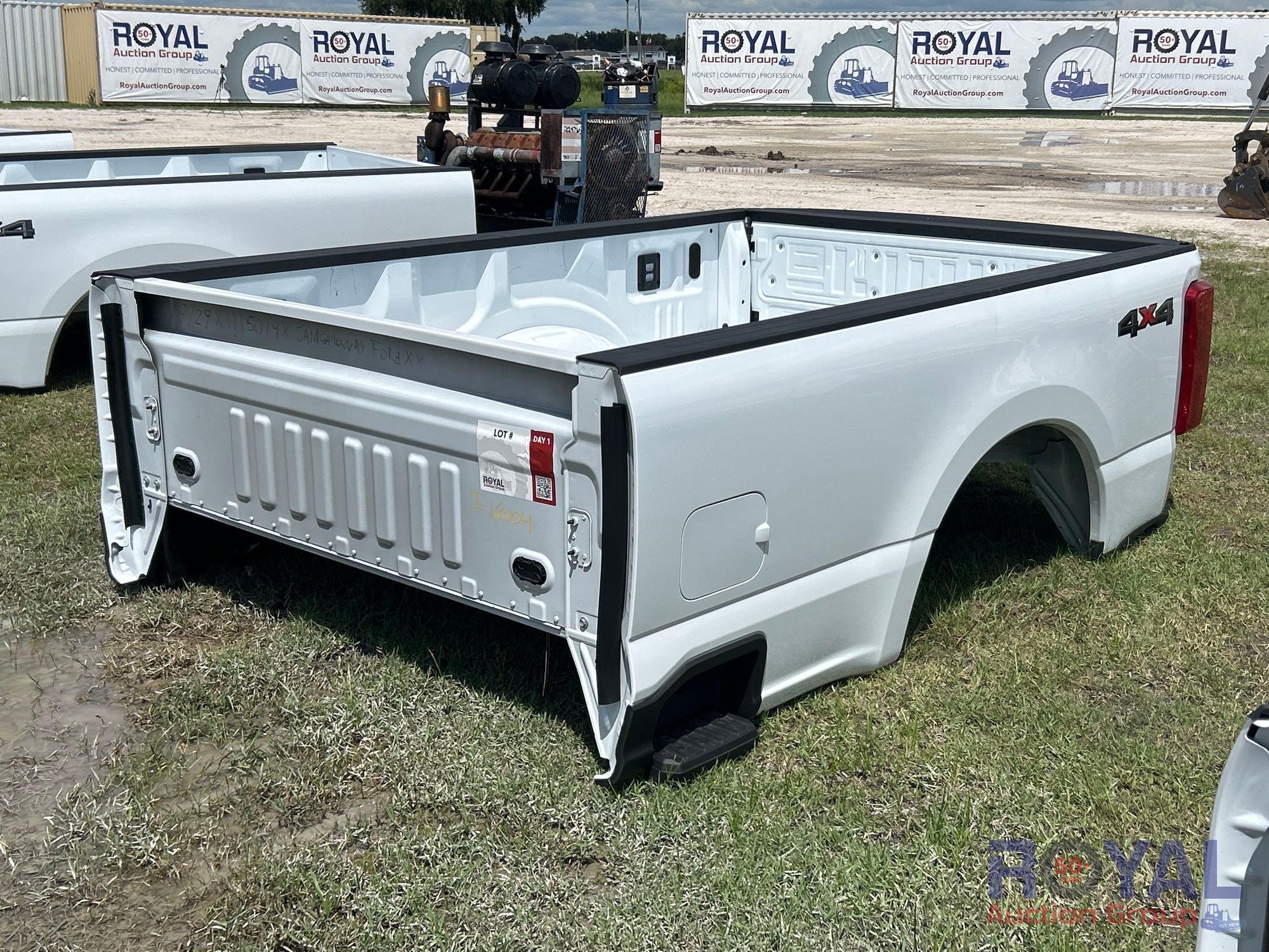 Ford Super Duty Pickup Truck Bed (A51692)