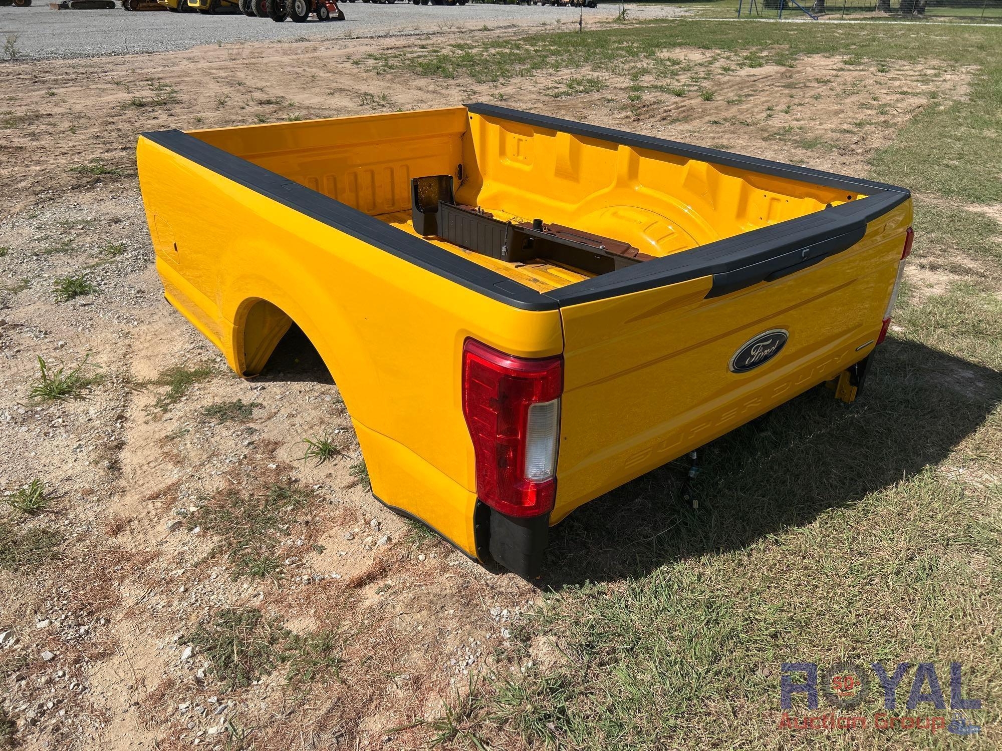 Ford Super Duty Pickup Truck Bed (A49461)