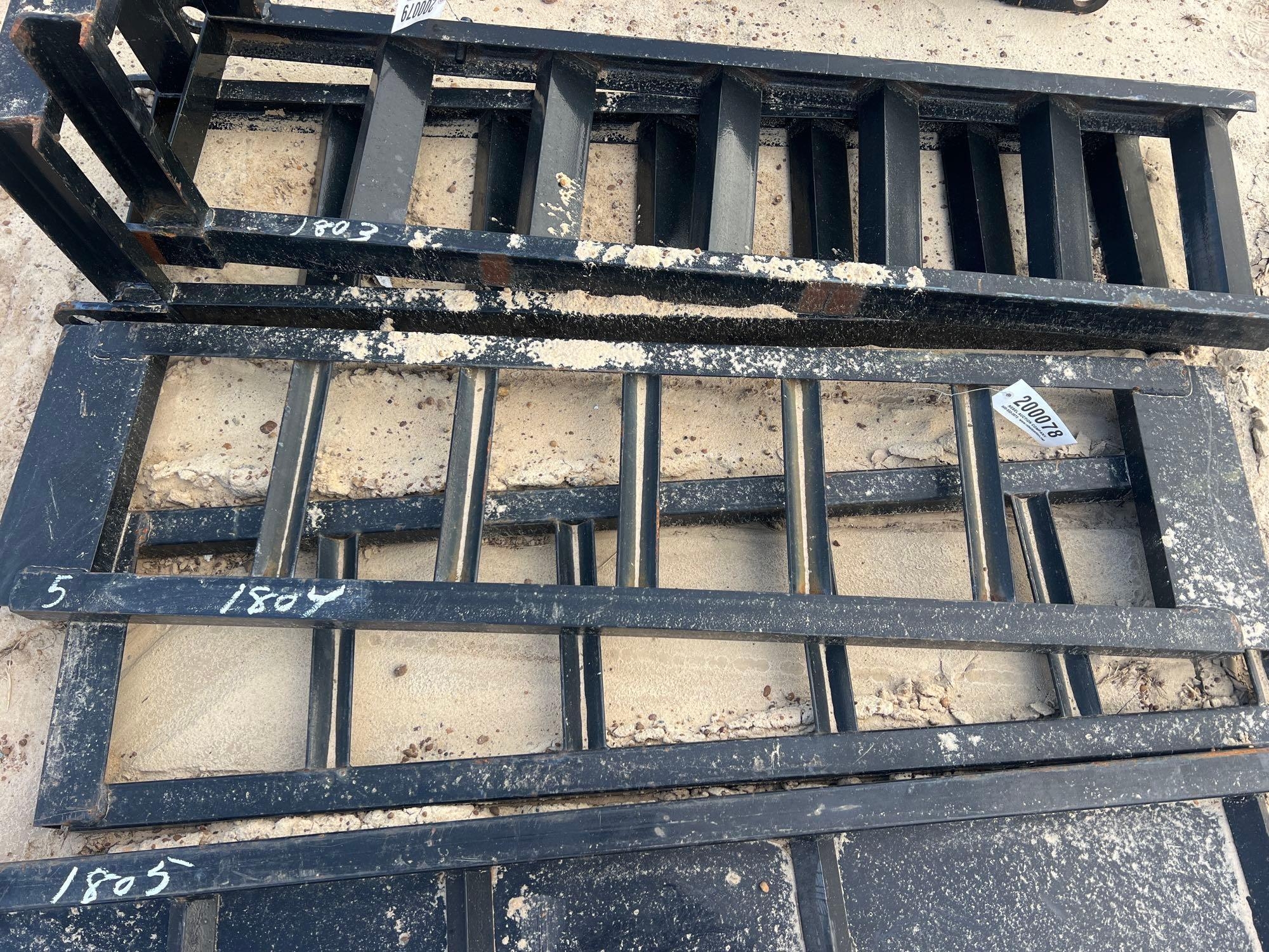 PAIR OF 5' CLIP ON TRAILER RAMPS (A54756)