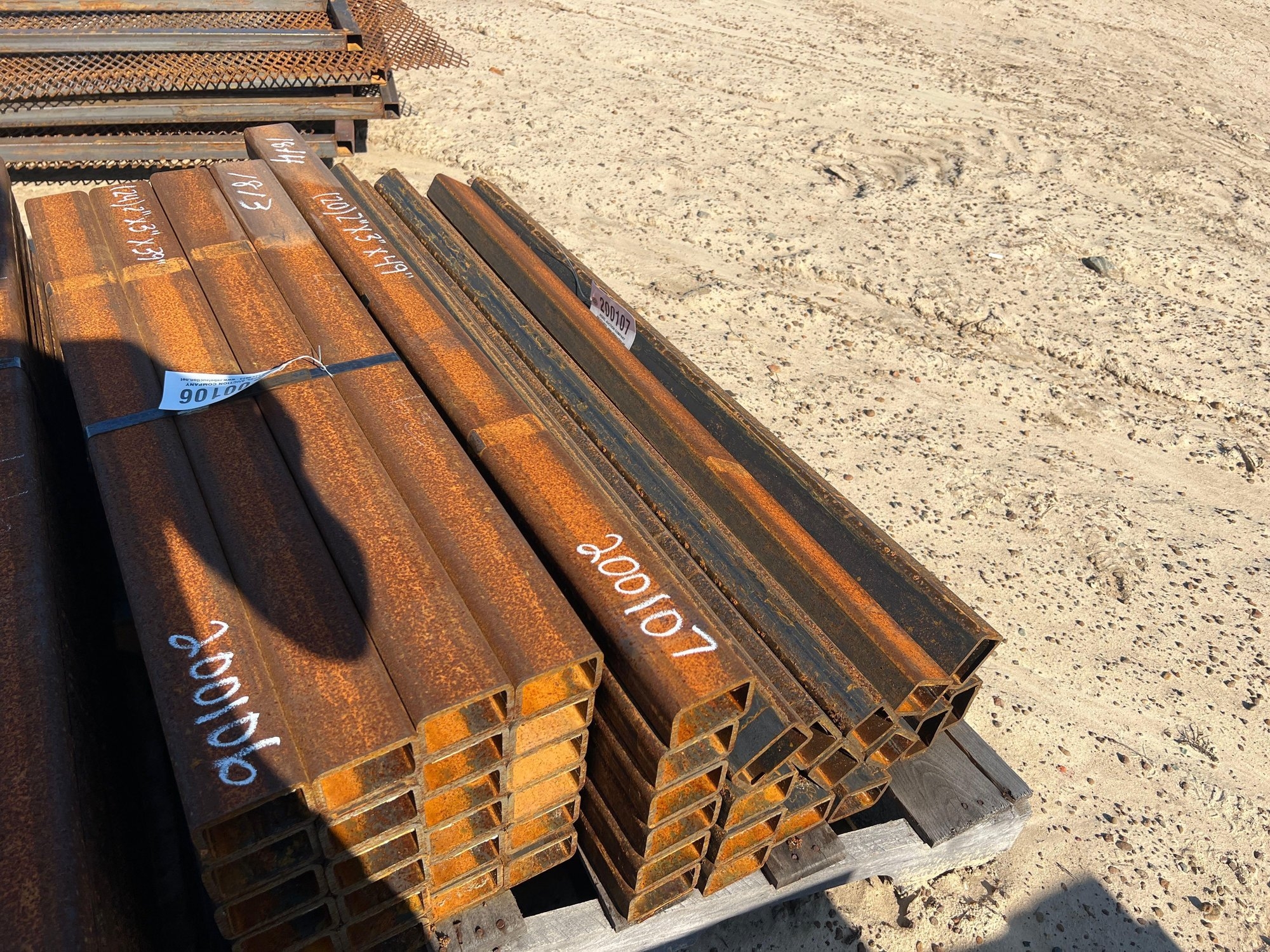 (APPROX 20) 2" X 3" X 49" THICK TUBING (A51247)