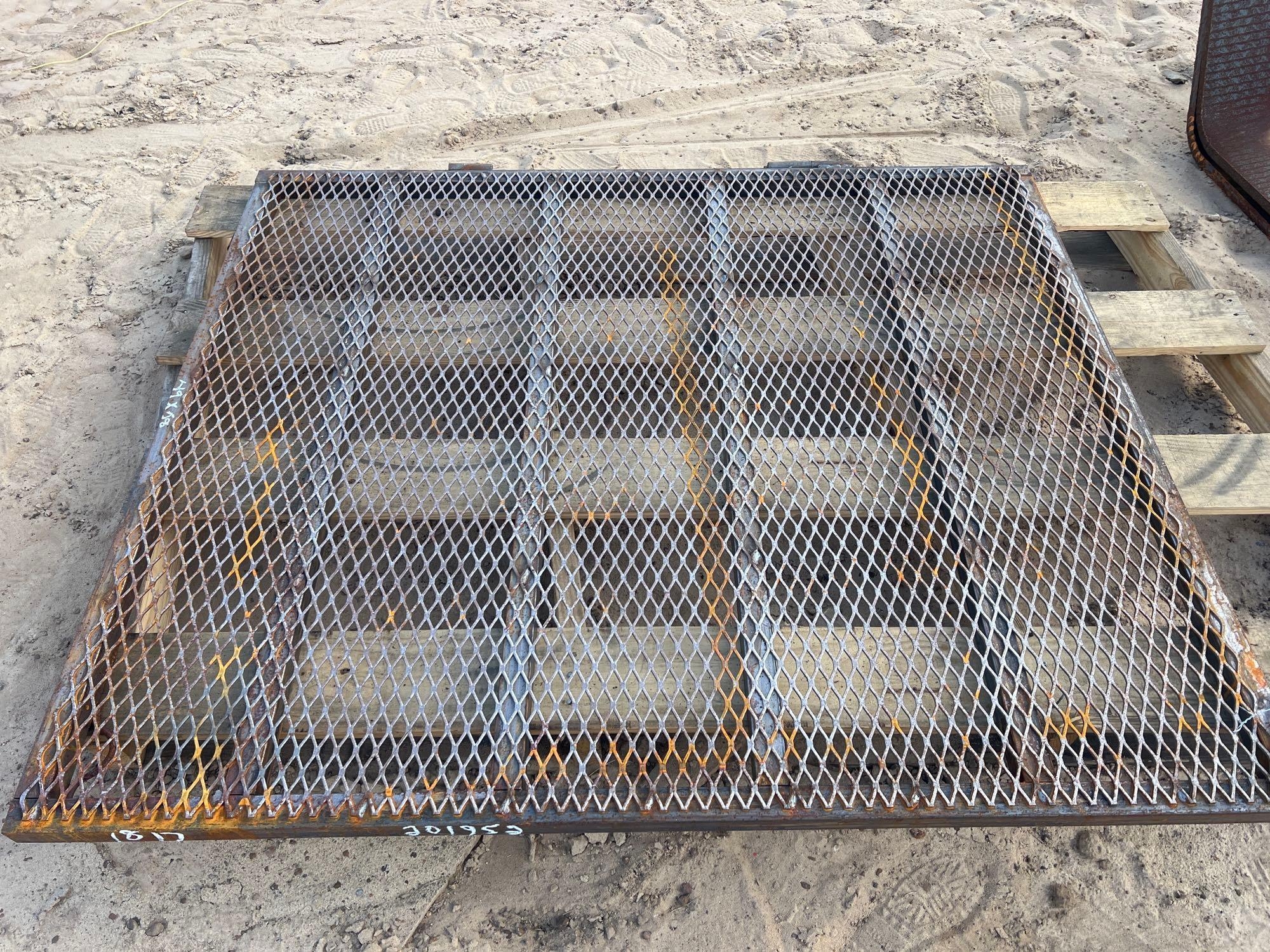 49" X 58" TRAILER TAILGATE (A54756)