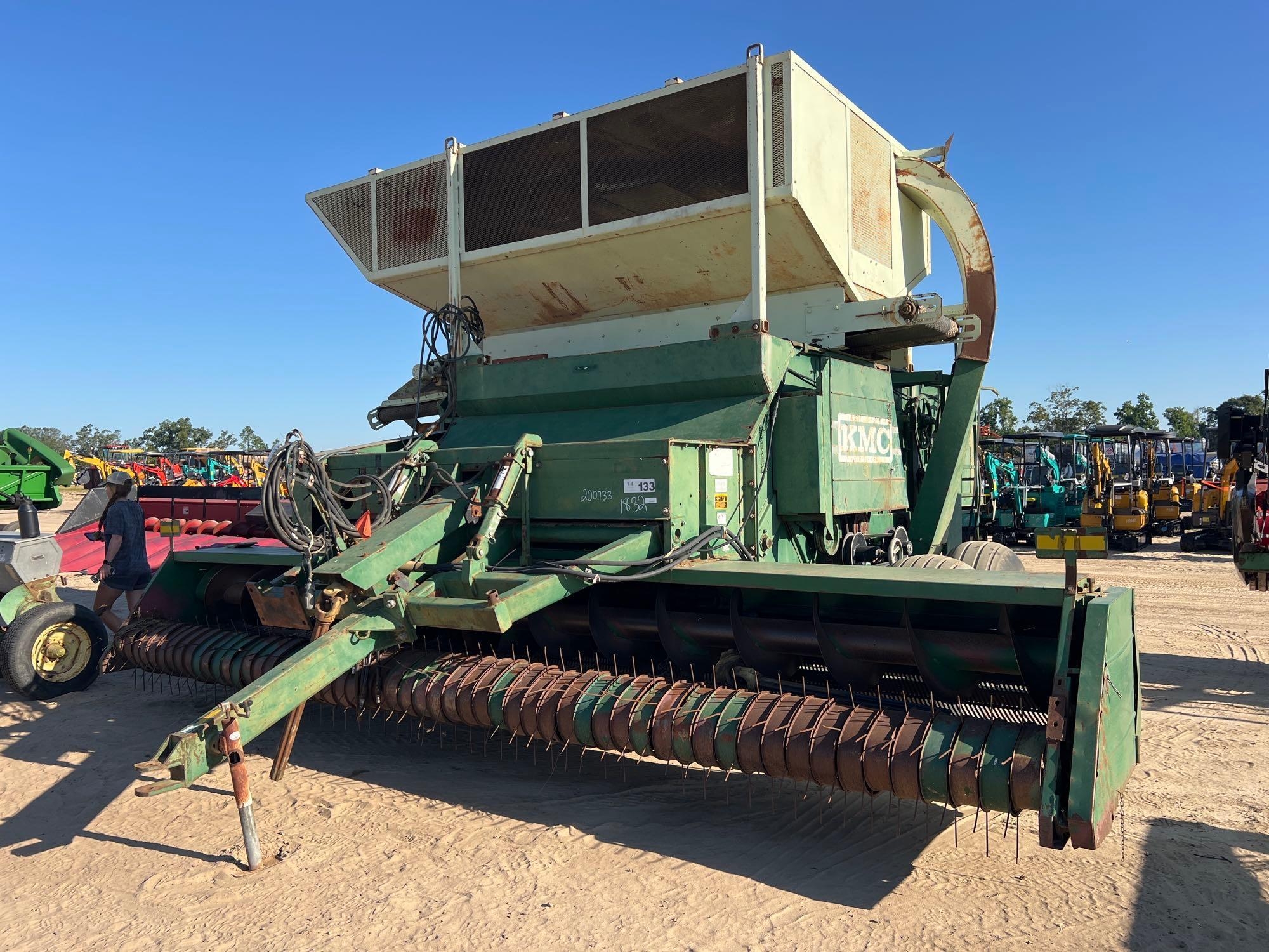 KMC KELLEY 3360 PEANUT COMBINE (A51247)