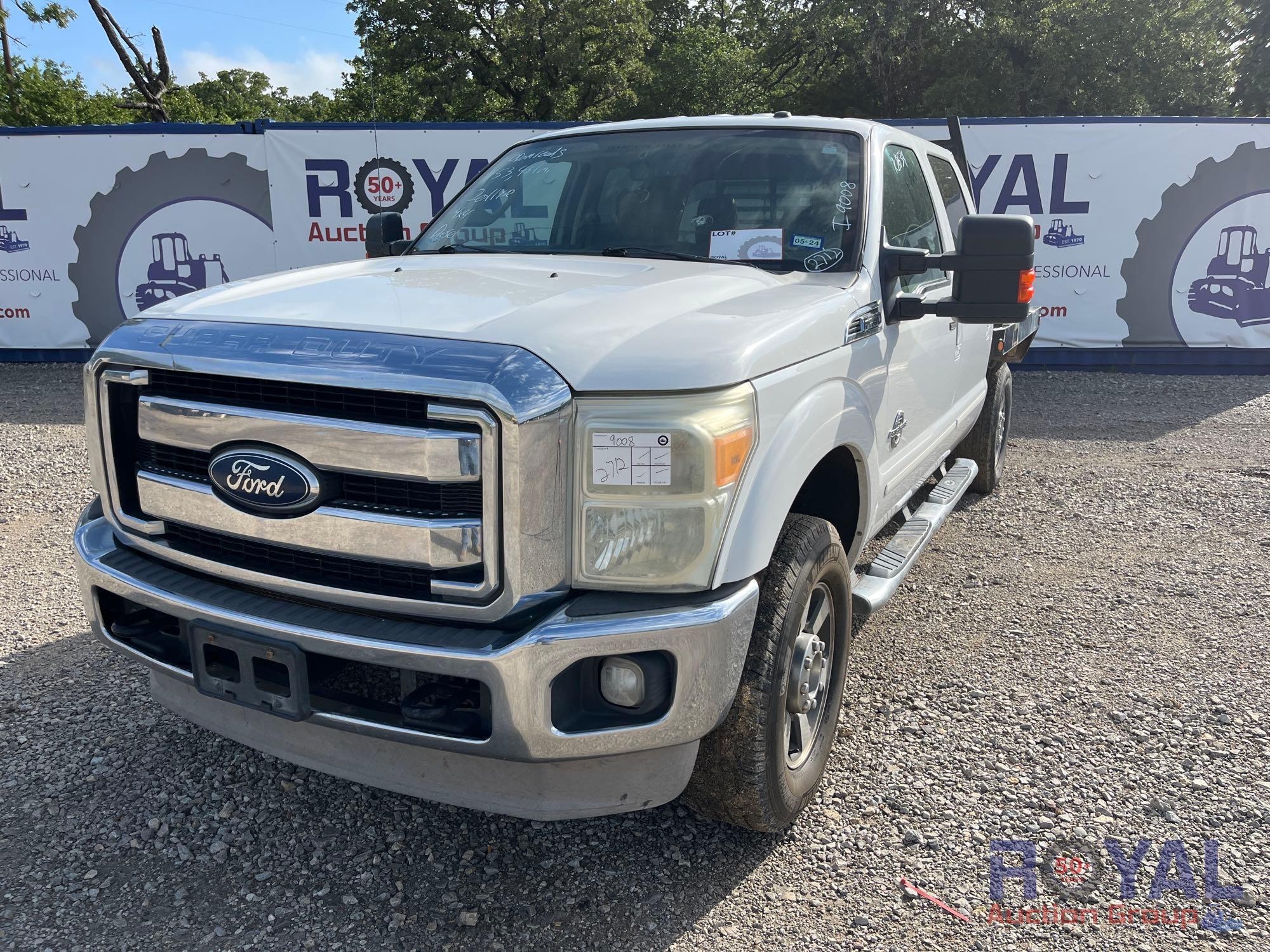 2011 Ford F-250 4x4 Crew Cab 7ft. Flatbed Truck (A45336)