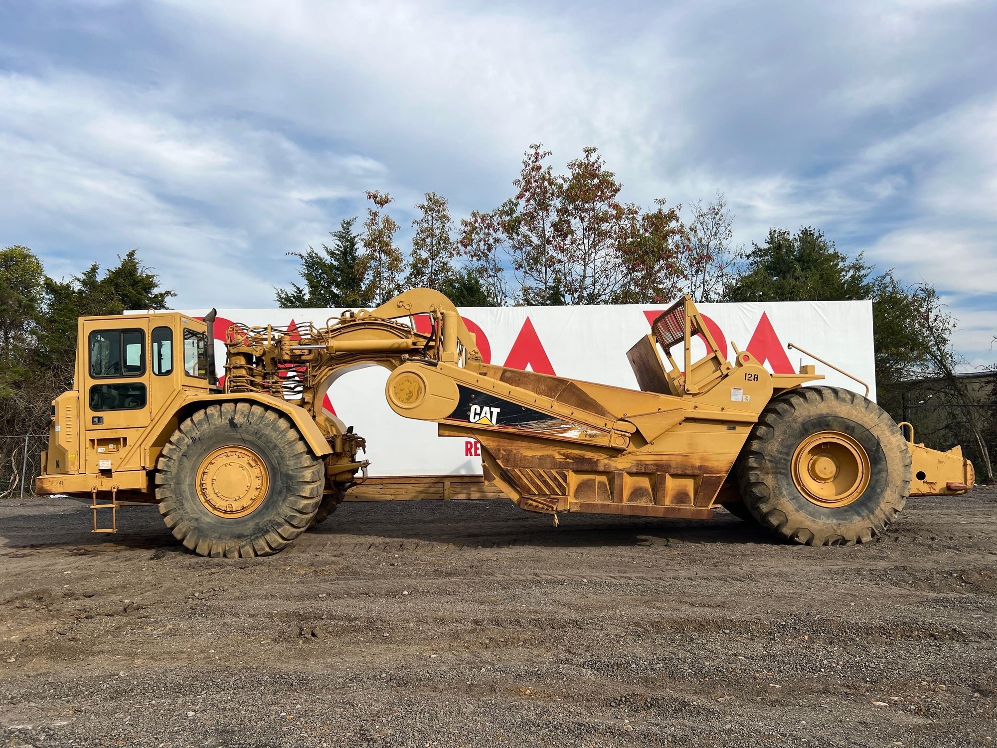 CATERPILLAR 631G MOTOR SCRAPER (A52706)
