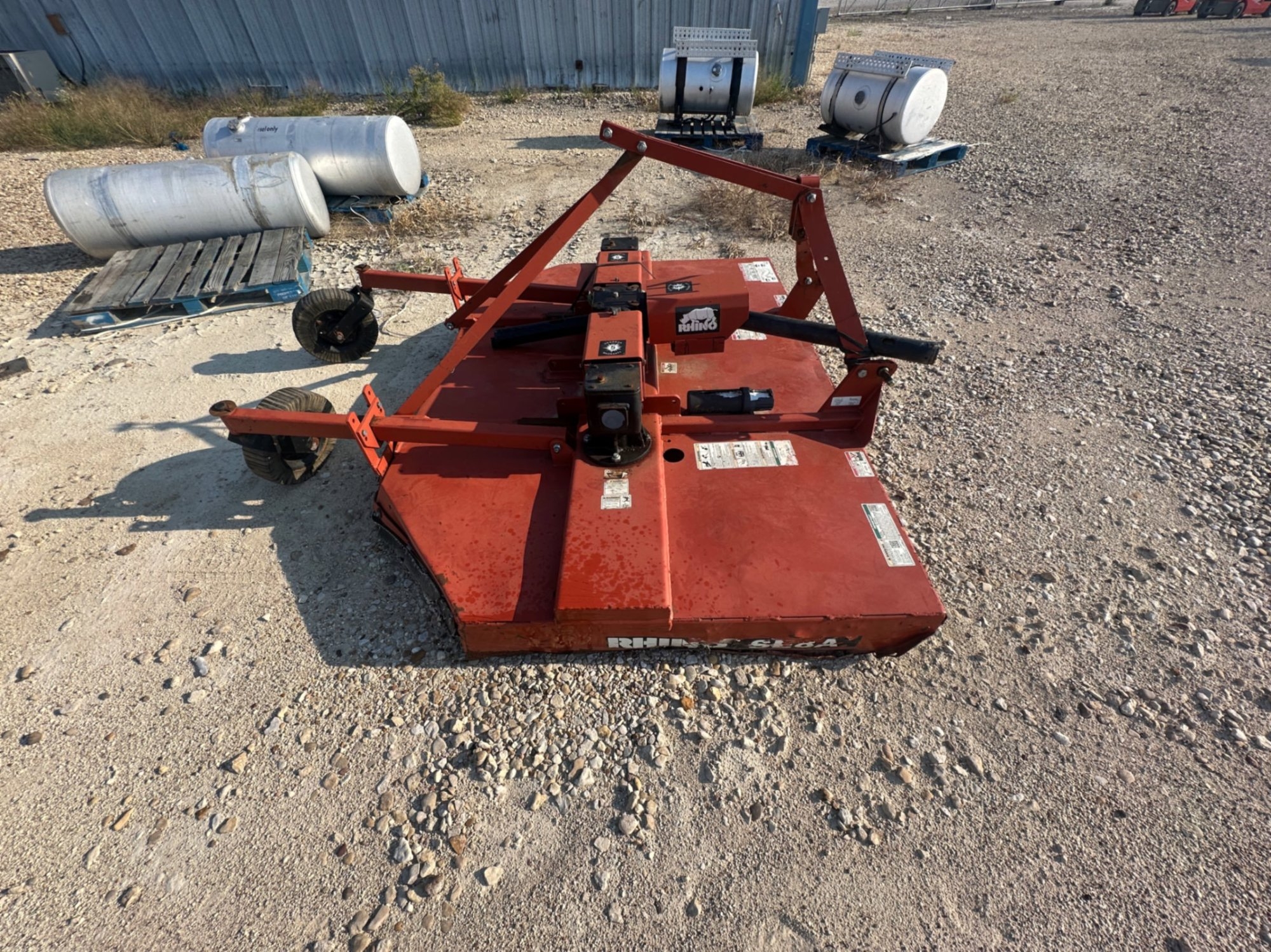 RHINO SE8A SHREDDER (A52472)