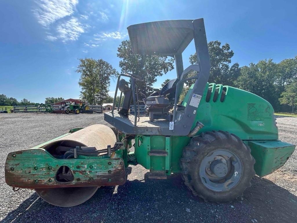 2006 HAMM 3205 SMOOTH DRUM ROLLER (A51246)