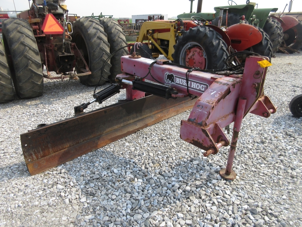 Bush Hog 176 3 pt Blade (A50514)