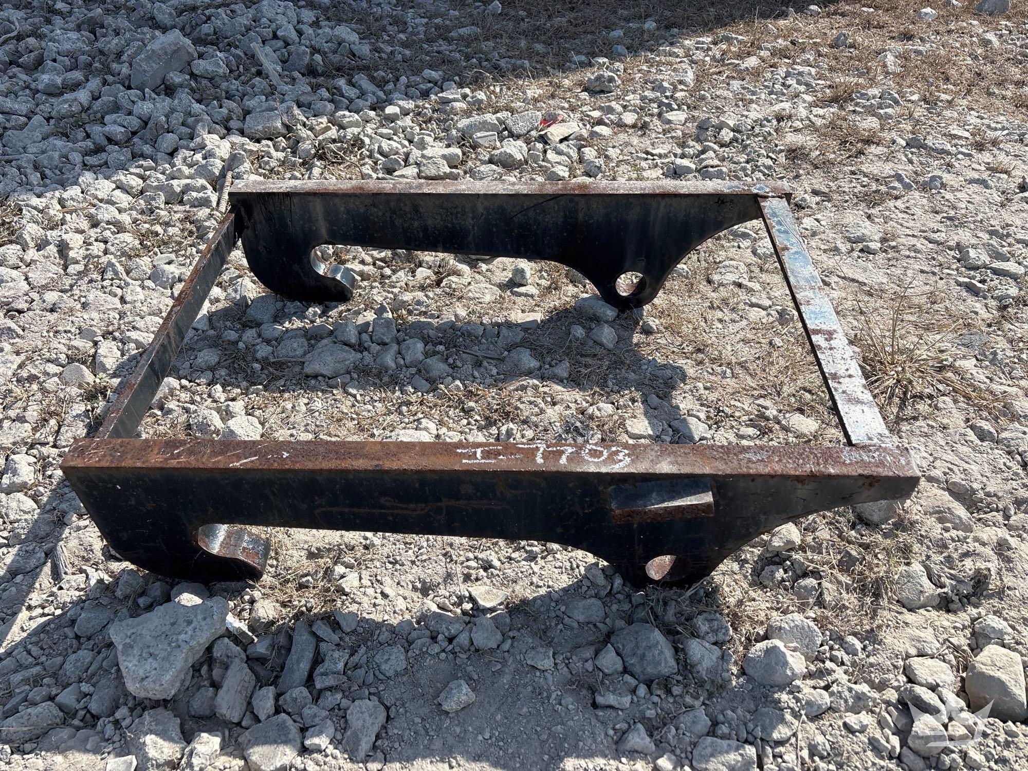 Quick Coupler Plate Loader Attachment (A56857)