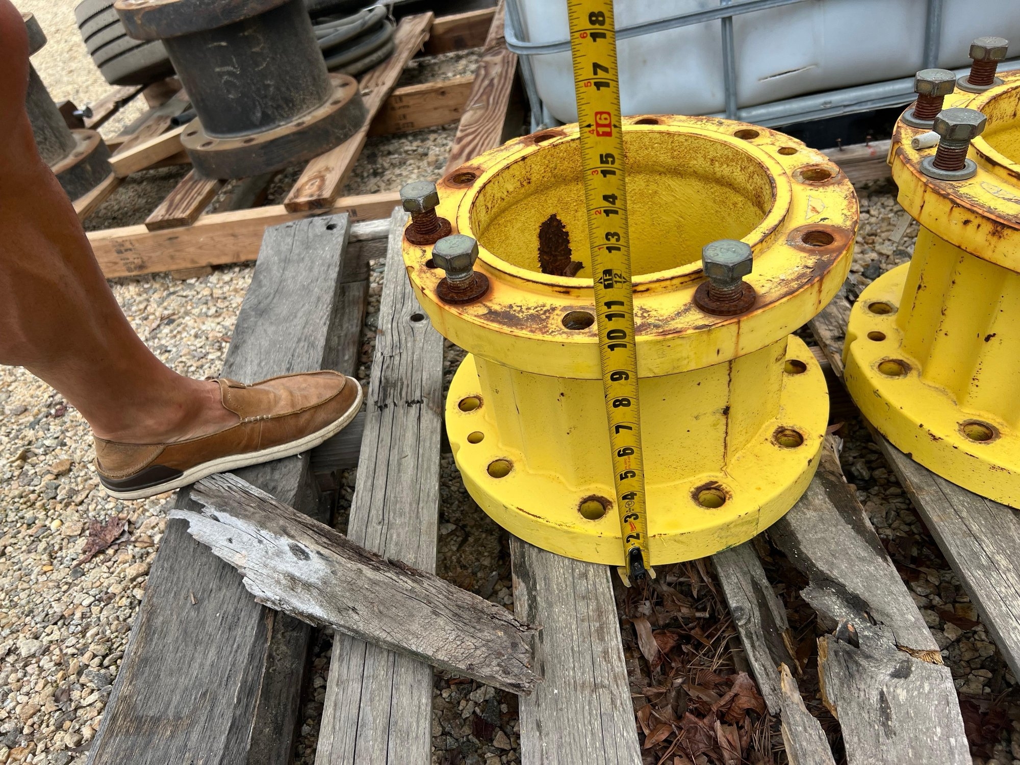 2012 JOHN DEERE 10-INCH REAR WHEEL SPACER FOR 10 BOLT HUB (A52748)