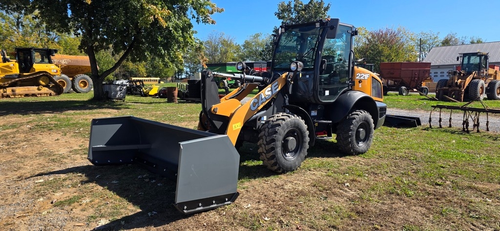 2021 Case 221F Wheel Loader (RIDE AND DRIVE) (LIKE NEW) (A50775)