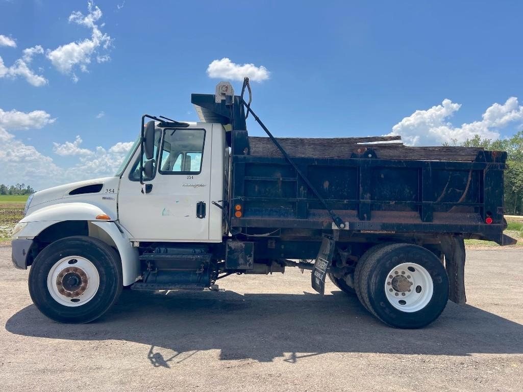 2008 INTERNATIONAL 4300 M7 SBA 4X2 DUMP TRUCK (A51406)