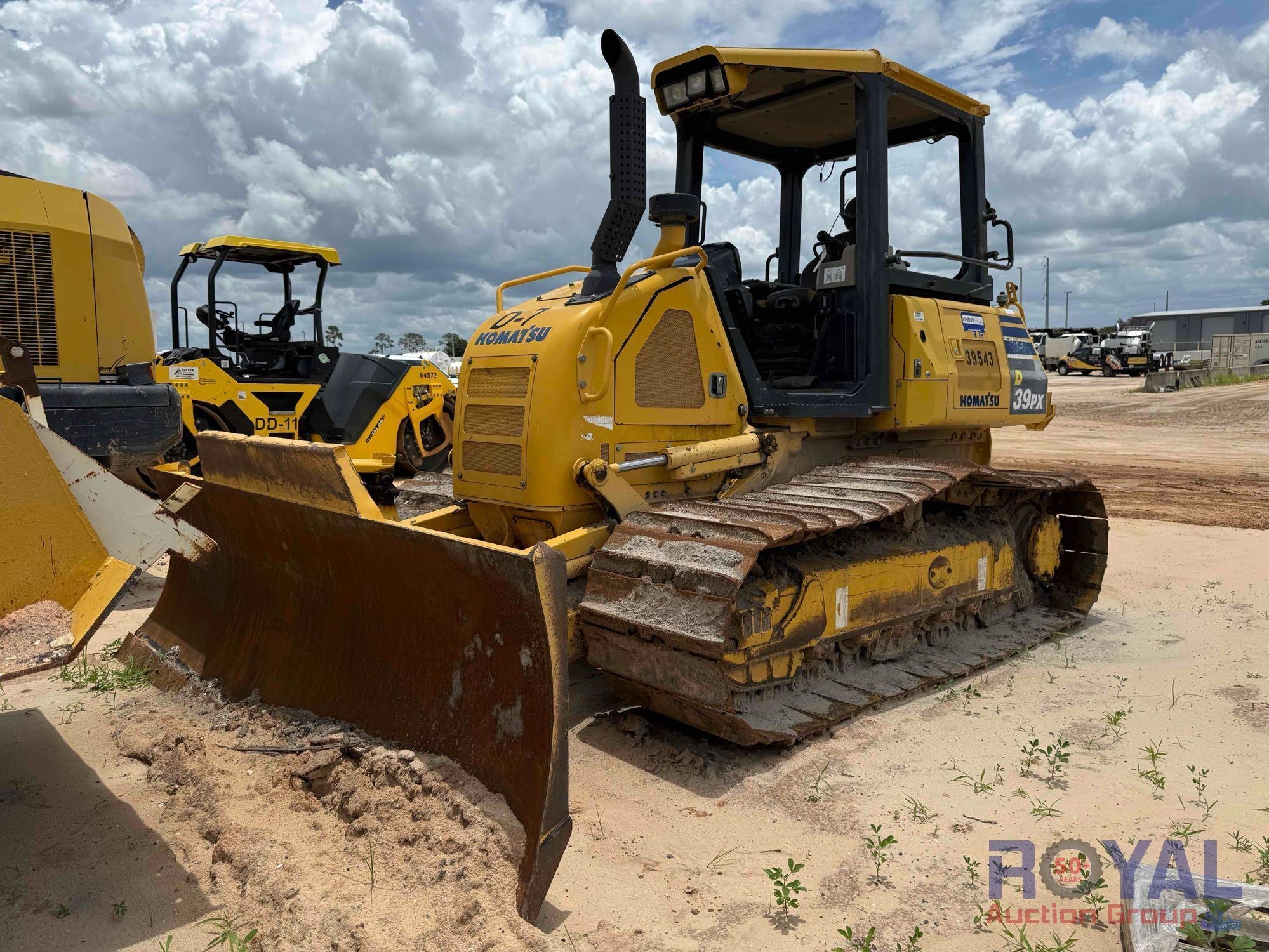 Komatsu D39PX-24 Crawler Tractor Dozer (A49346)