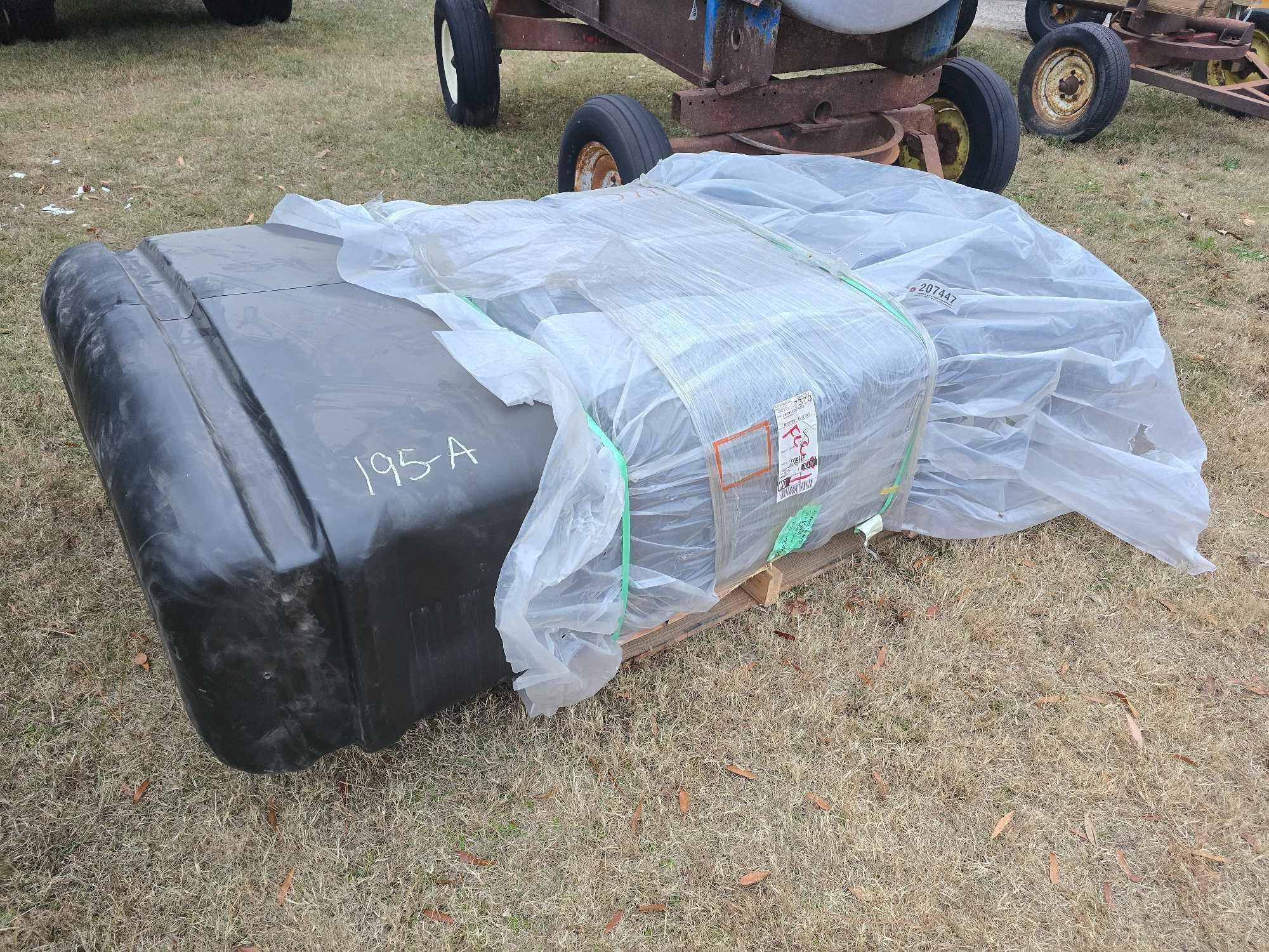 (NEW) POLY HI-CYCLE TANK (A52708)