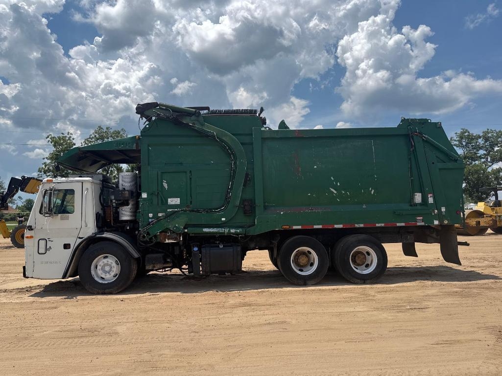 2013 MACK ELITE LEU613 GARBAGE TRUCK (A51406)