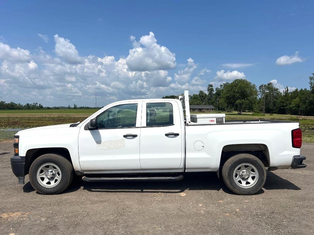 2015 CHEVROLET SILVERADO CREW CAB TRUCK (A51406)